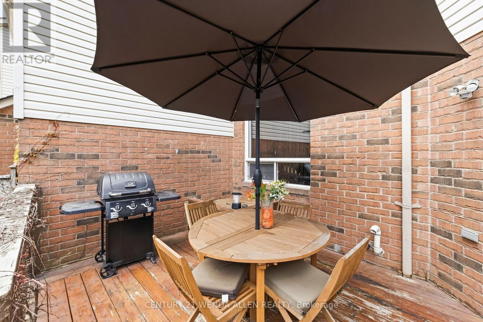 5 Jays Drive, Whitby, Ontario  L1R 2P5 - Photo 27 - E13636754