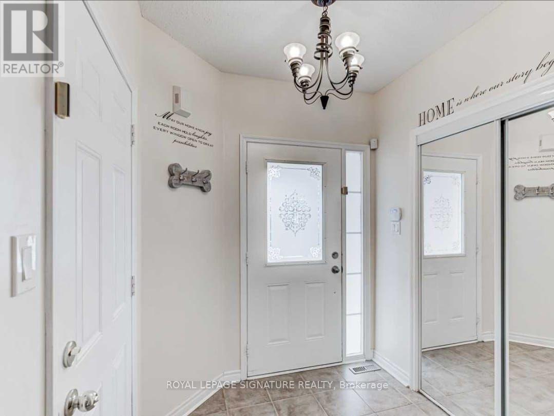 39 Jonesridge Drive, Ajax, Ontario  L1T 0B3 - Photo 2 - E13636788