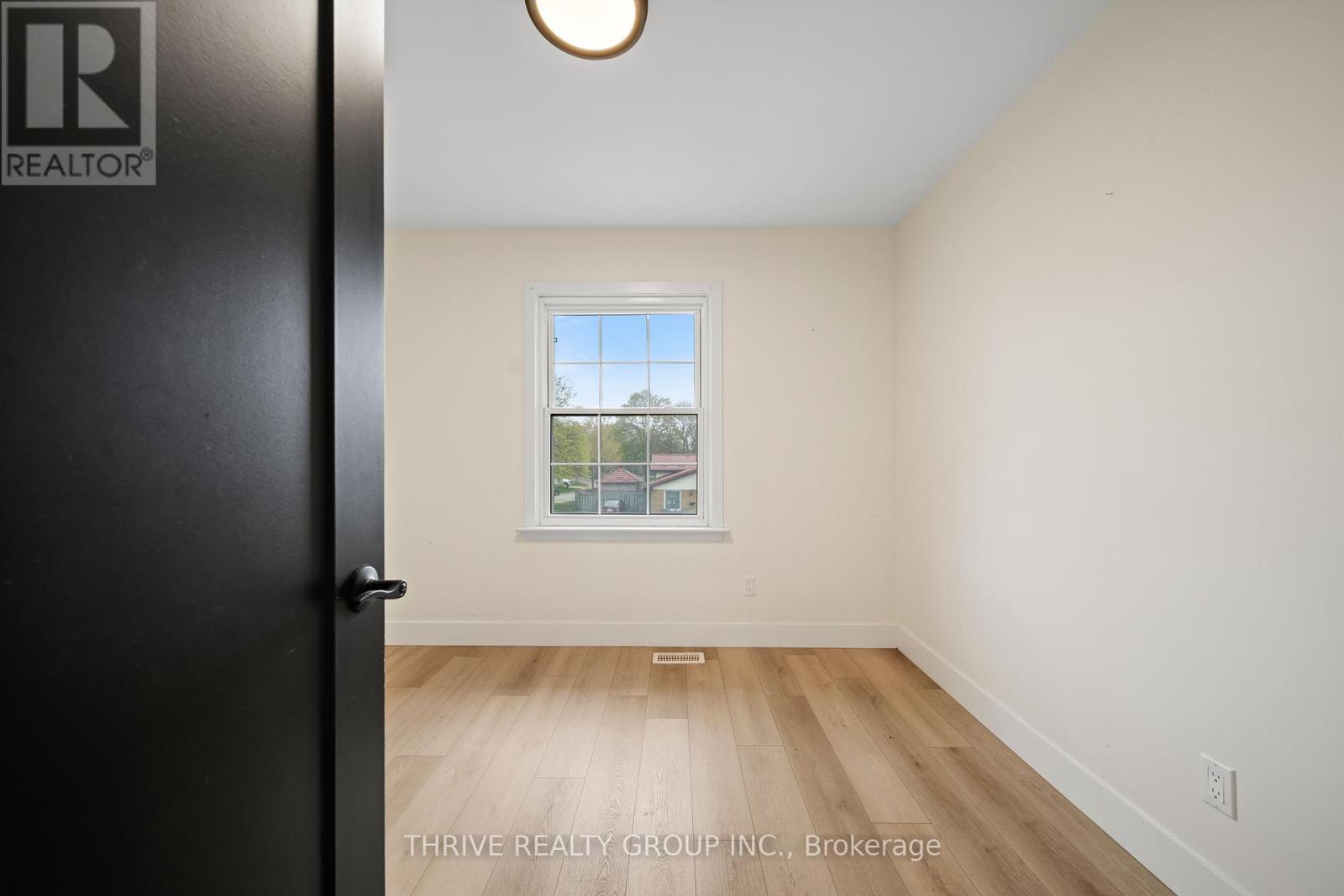 2008 Royal Crescent, London East, Ontario  N5V 1N8 - Photo 32 - X13071234