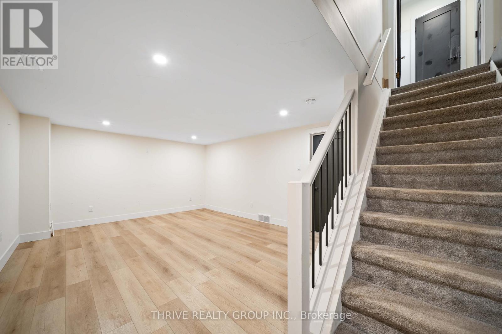 2008 Royal Crescent, London East, Ontario  N5V 1N8 - Photo 35 - X13071234