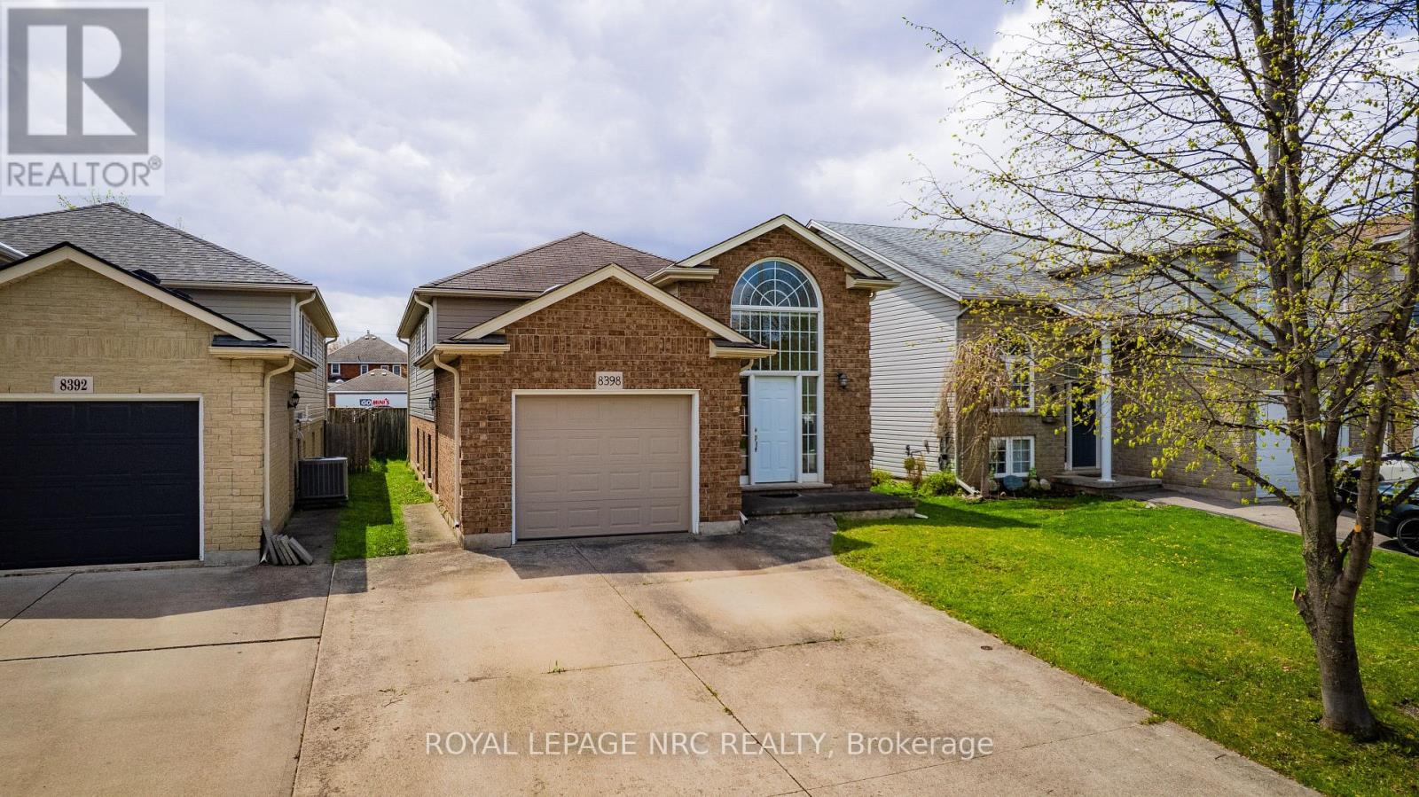 8398 Atack Court, Niagara Falls, Ontario  L2H 3N4 - Photo 2 - X13076572