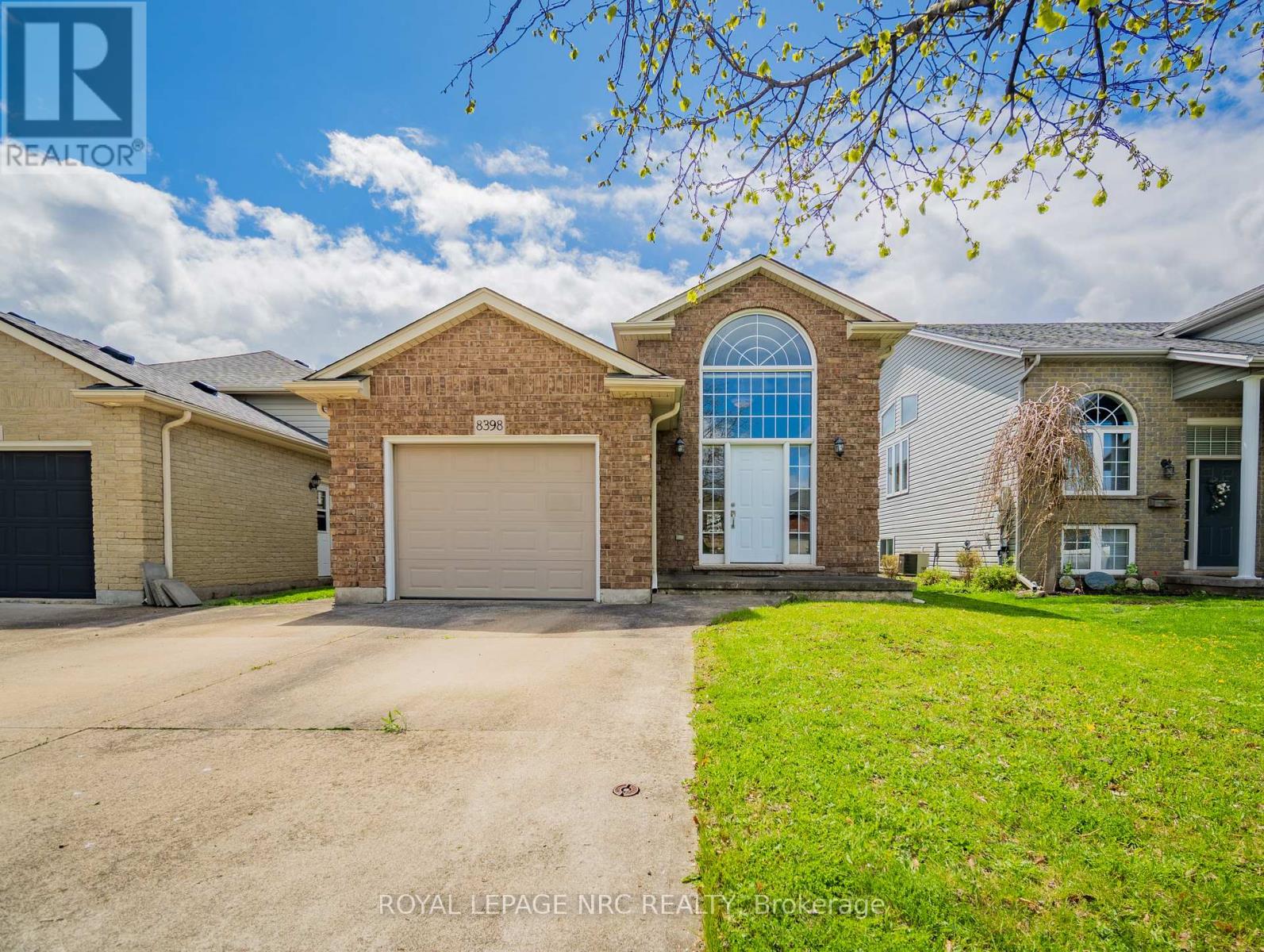 8398 Atack Court, Niagara Falls, Ontario  L2H 3N4 - Photo 3 - X13076572