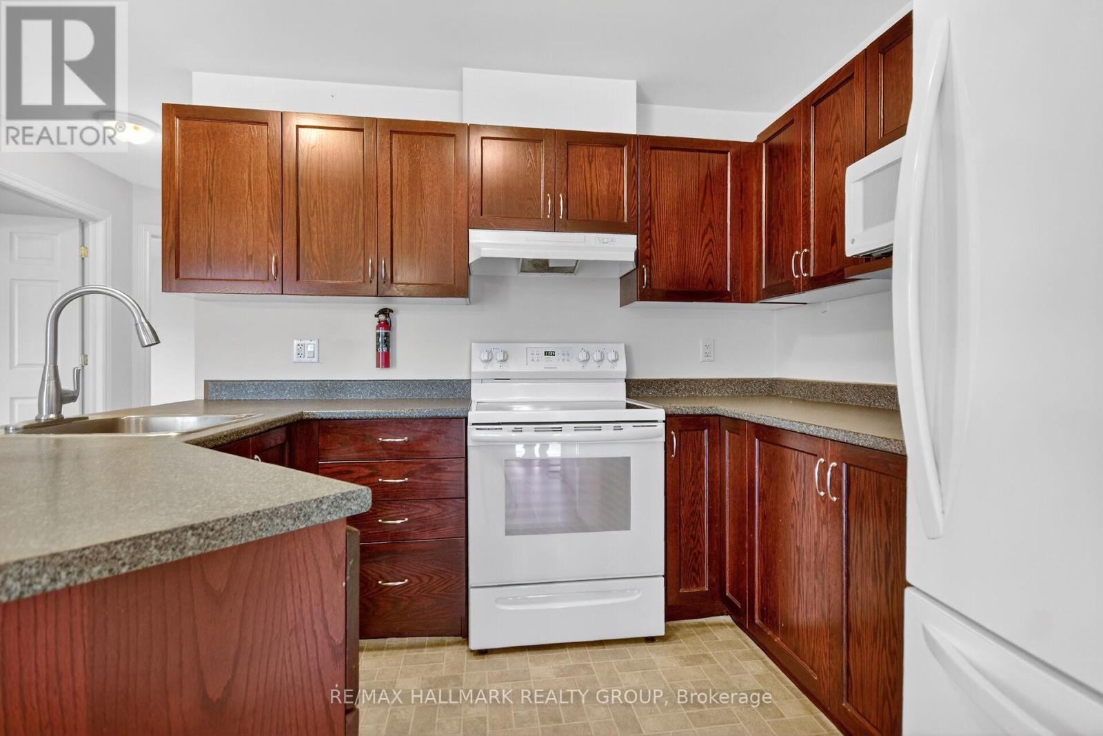 600 Sunbeam Private, Ottawa, Ontario  K0A 2Z0 - Photo 25 - X12588616