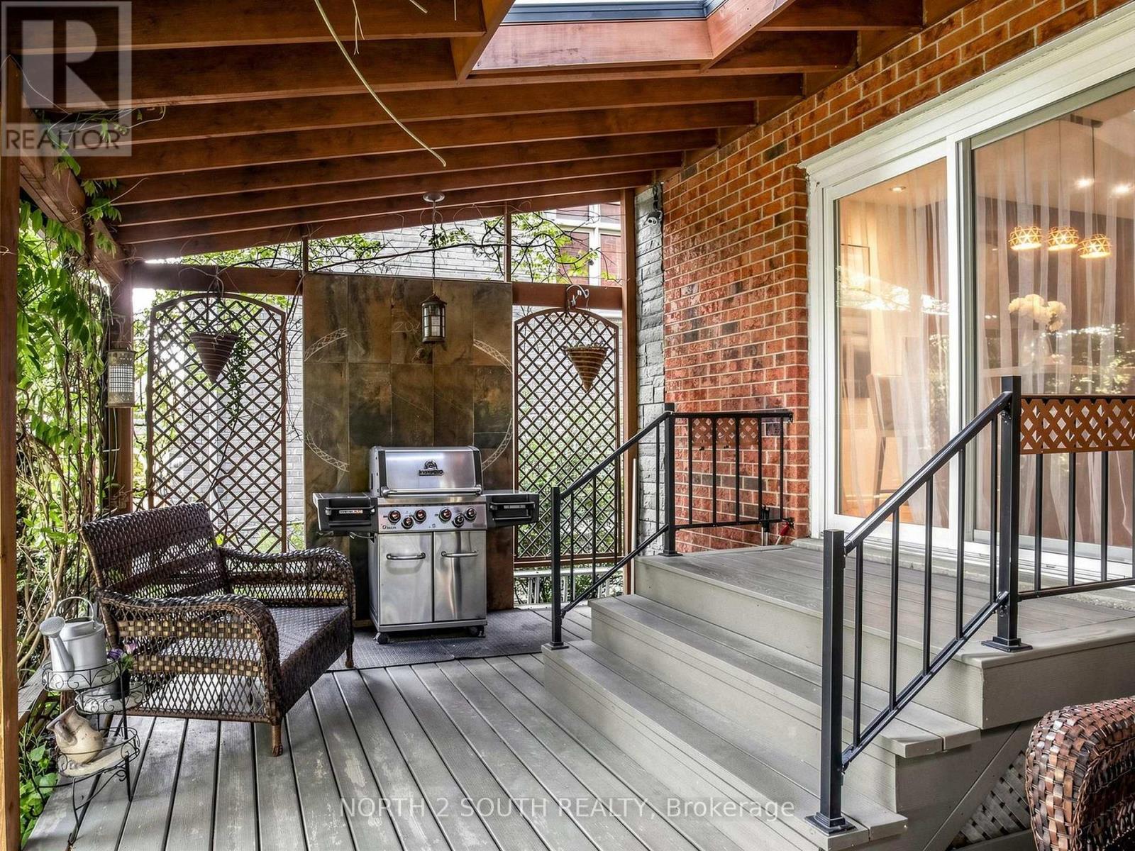 19 Roosevelt Drive, Richmond Hill, Ontario L4C 6V1 - Photo 47 - N13636680