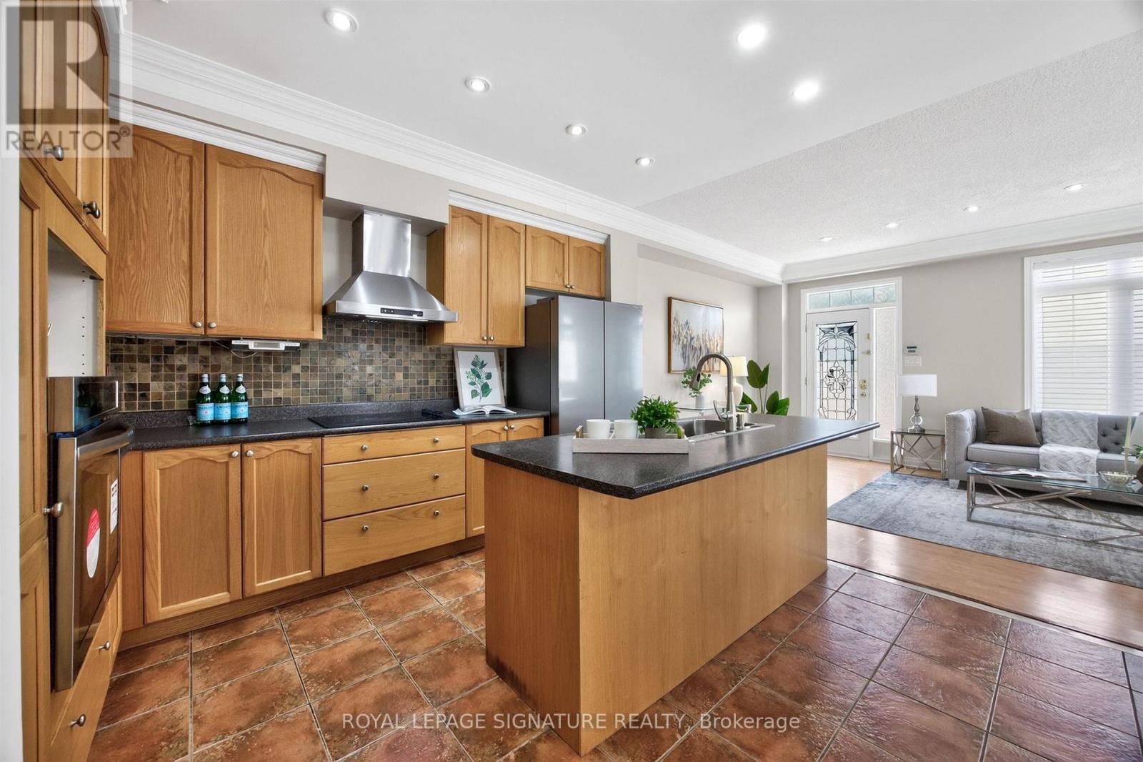 2948 Bur Oak Avenue, Markham, Ontario L6B 1E5 - Photo 11 - N13636682