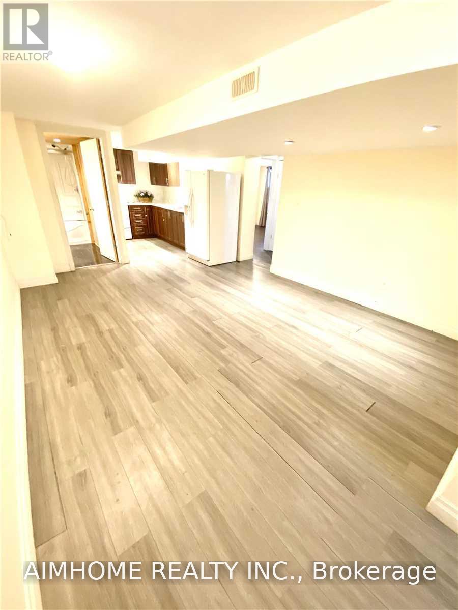 432 Fernleigh (Bsmt) Circle S, Richmond Hill, Ontario  L4C 1E6 - Photo 12 - N13636784