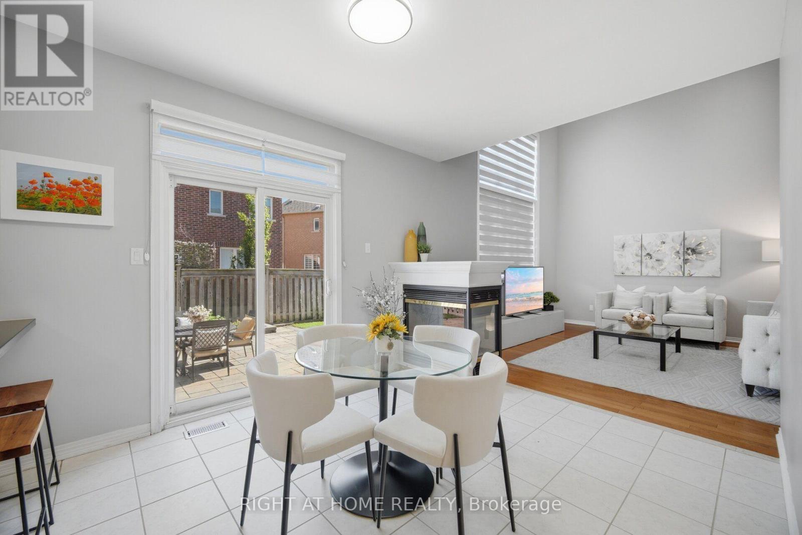 82 Starhill Crescent, Markham, Ontario  L6C 3A2 - Photo 21 - N13636832