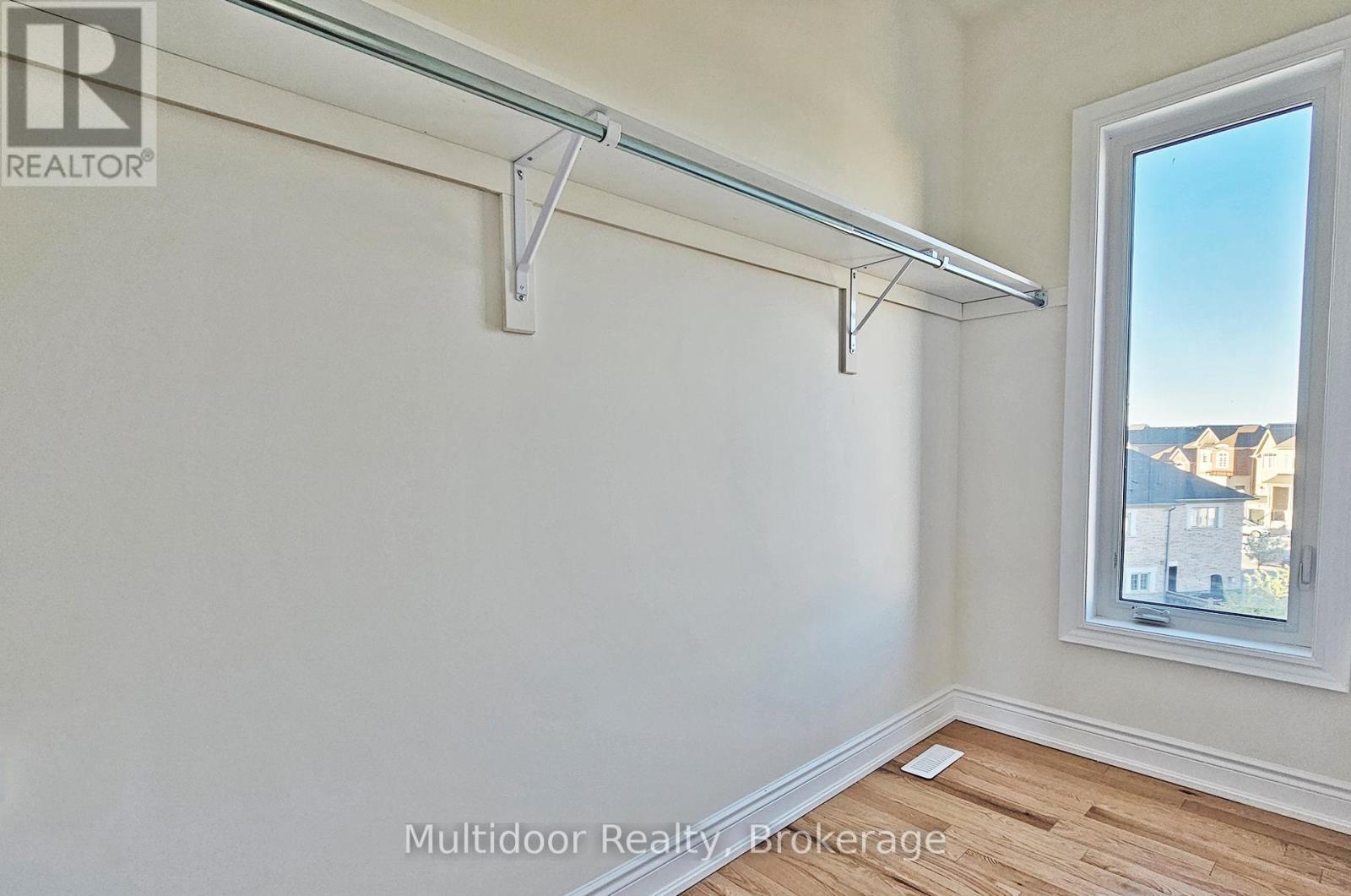 159 Tennant Circle, Vaughan, Ontario  L4H 5L4 - Photo 11 - N13636882