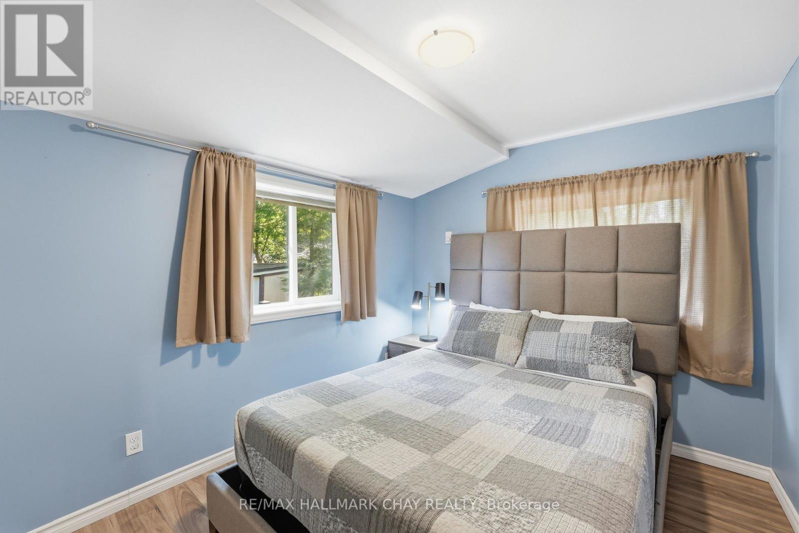 43 Fourth Street, Tiny, Ontario L0L 2J0 - Photo 17 - S13636862