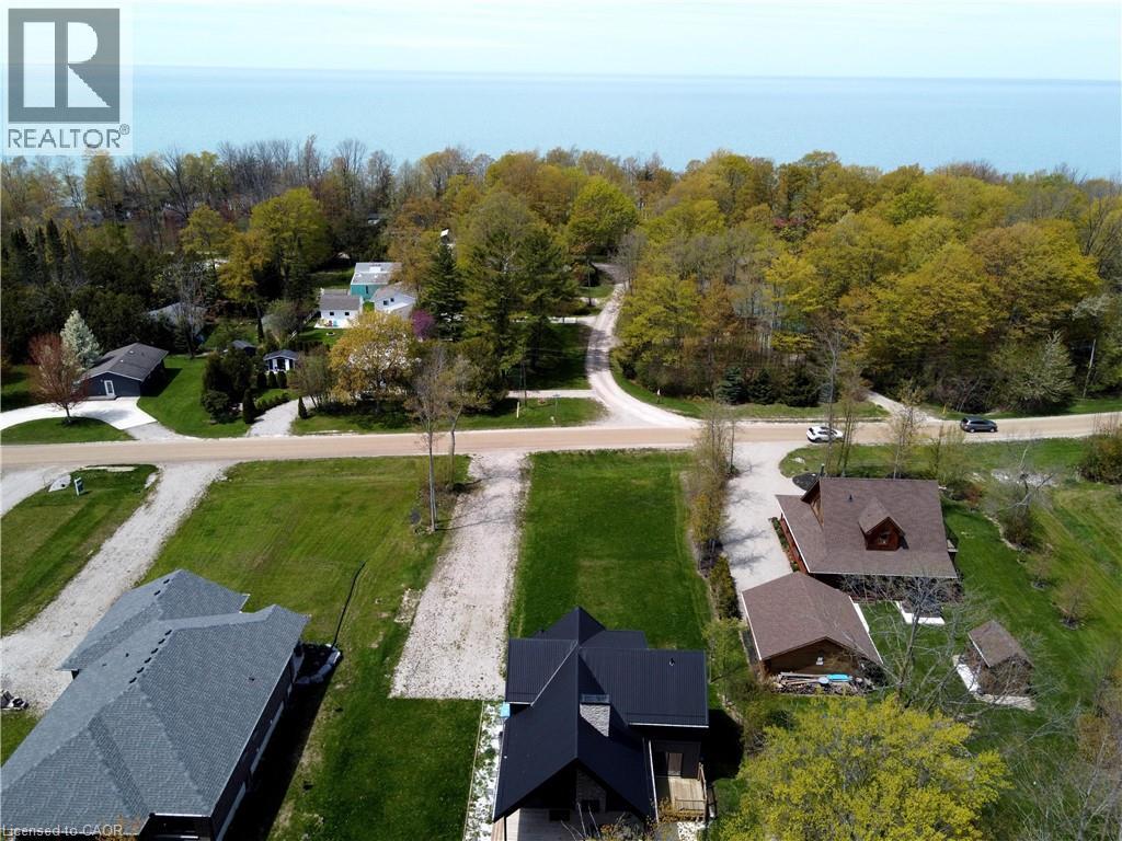 74362 Driftwood Drive, Bayfield, Ontario  N0M 1G0 - Photo 4 - 40816600