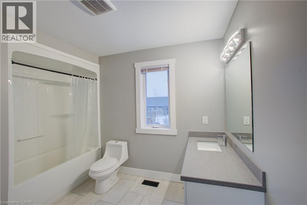 74362 Driftwood Drive, Bayfield, Ontario  N0M 1G0 - Photo 21 - 40816600