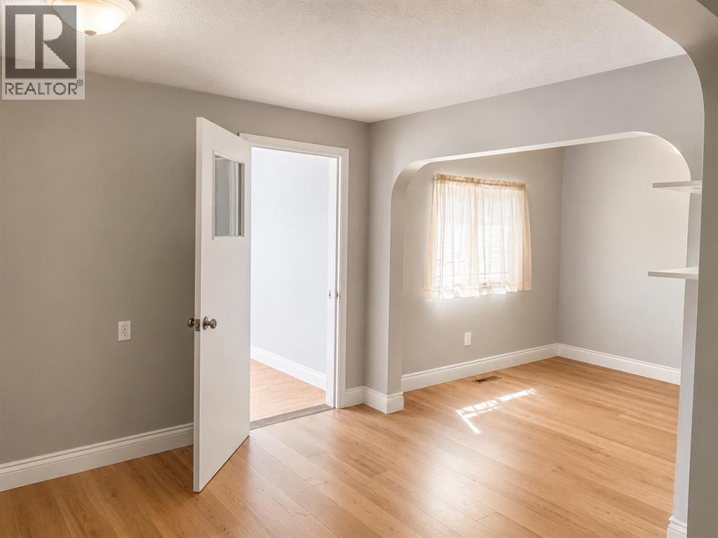 226 Greenstreet Avenue, Greenstreet, Saskatchewan  S0M 0W0 - Photo 3 - A2325128