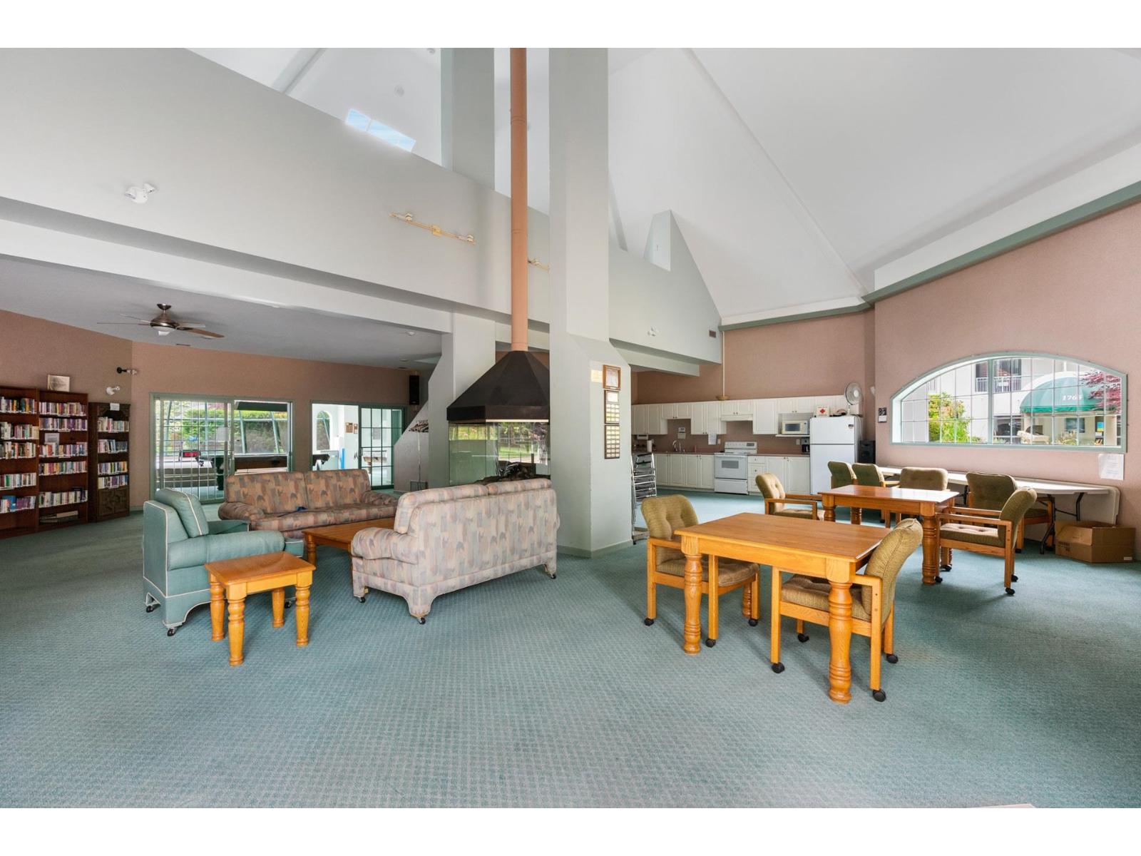 402 1765 Martin Drive, Surrey, British Columbia  V4A 9T6 - Photo 29 - R3149896