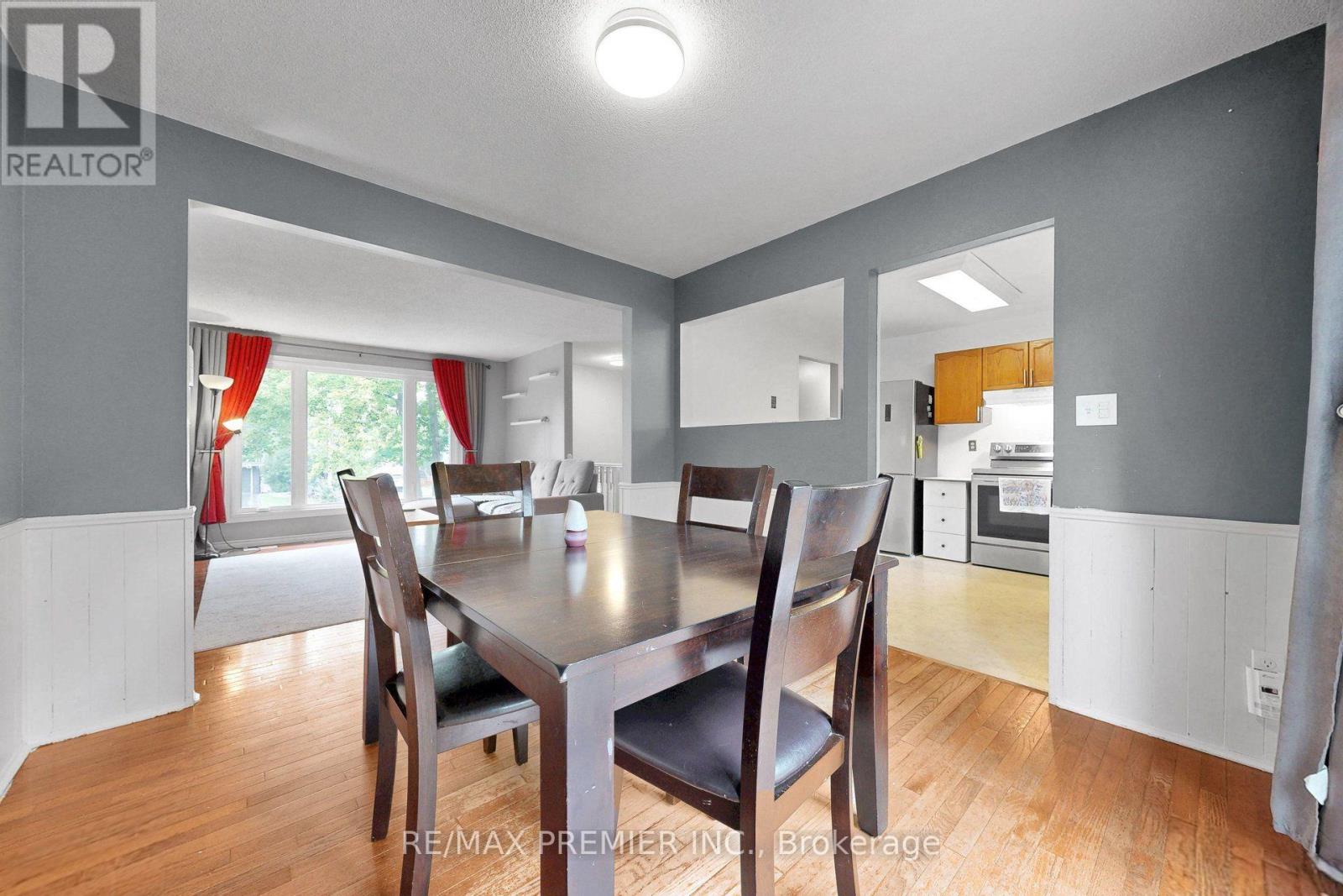 1303 Clearview Drive, Severn, Ontario  L3V 6H4 - Photo 3 - S13636466