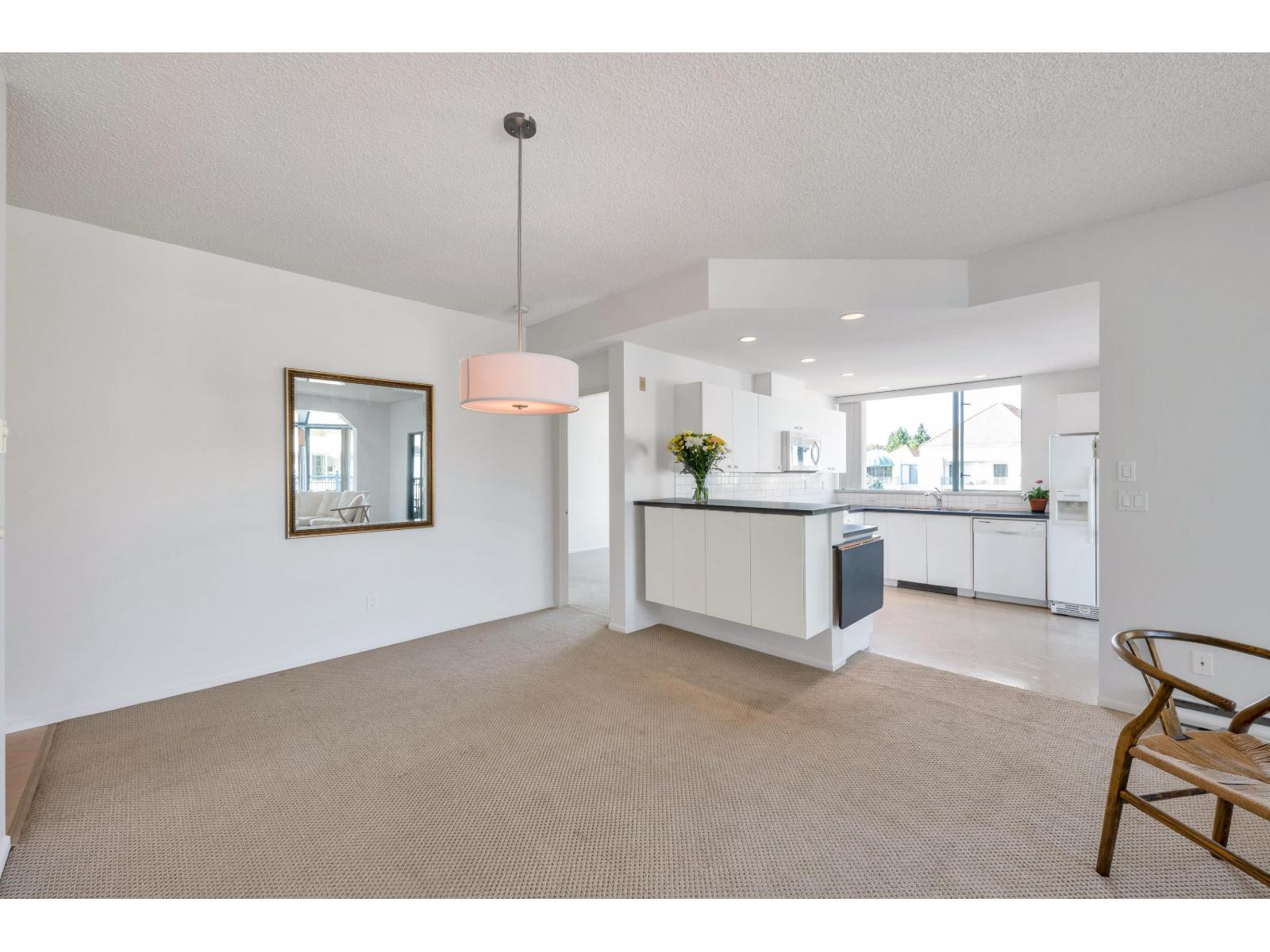 402 1765 Martin Drive, Surrey, British Columbia  V4A 9T6 - Photo 8 - R3149896