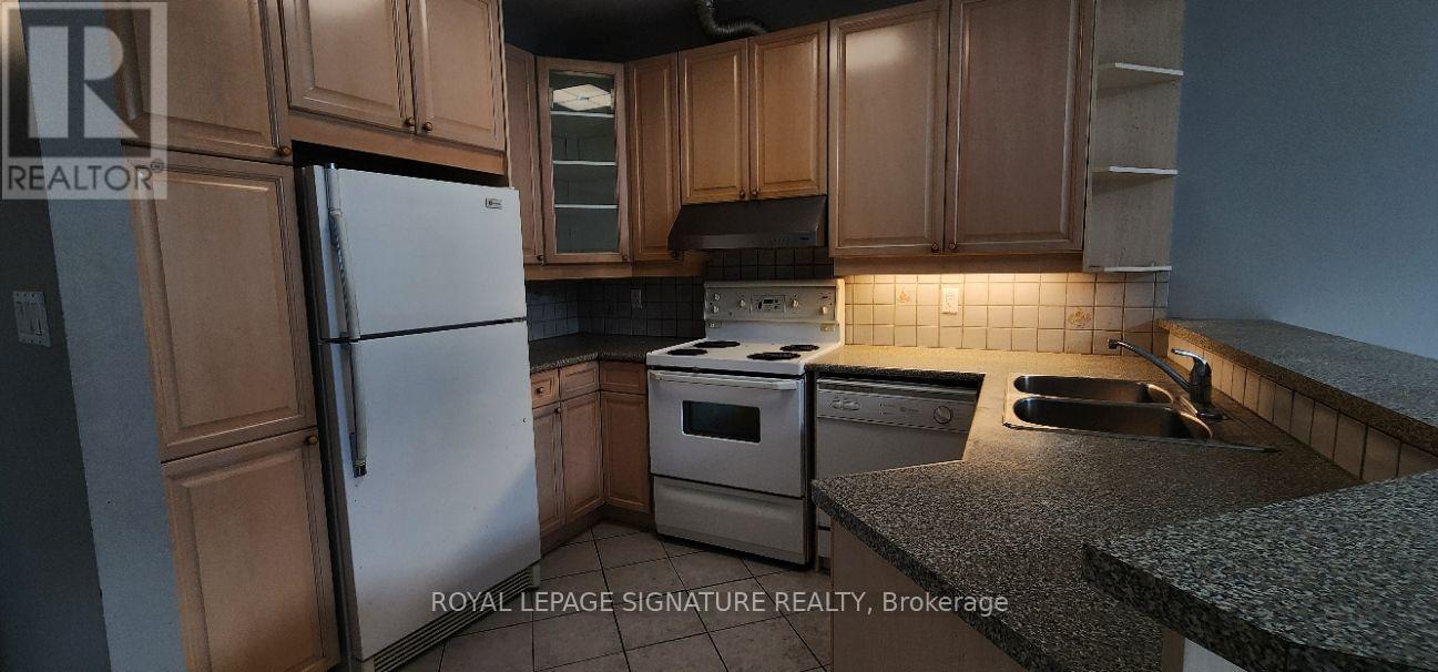 1285a St. Clair Avenue, Toronto, Ontario  M6E 1B8 - Photo 11 - W13609934