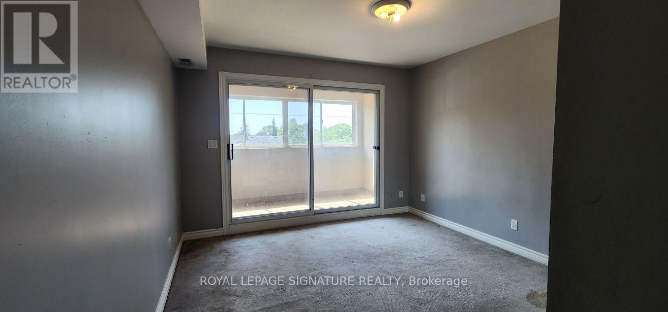 1285a St. Clair Avenue, Toronto, Ontario  M6E 1B8 - Photo 18 - W13609934