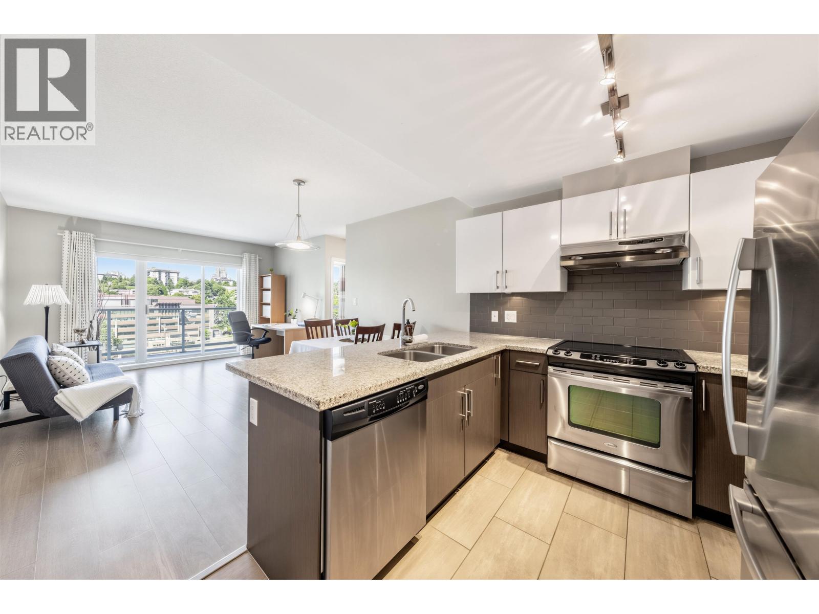 1904 14 Begbie Street, New Westminster, British Columbia  V3M 0C4 - Photo 3 - R3152269
