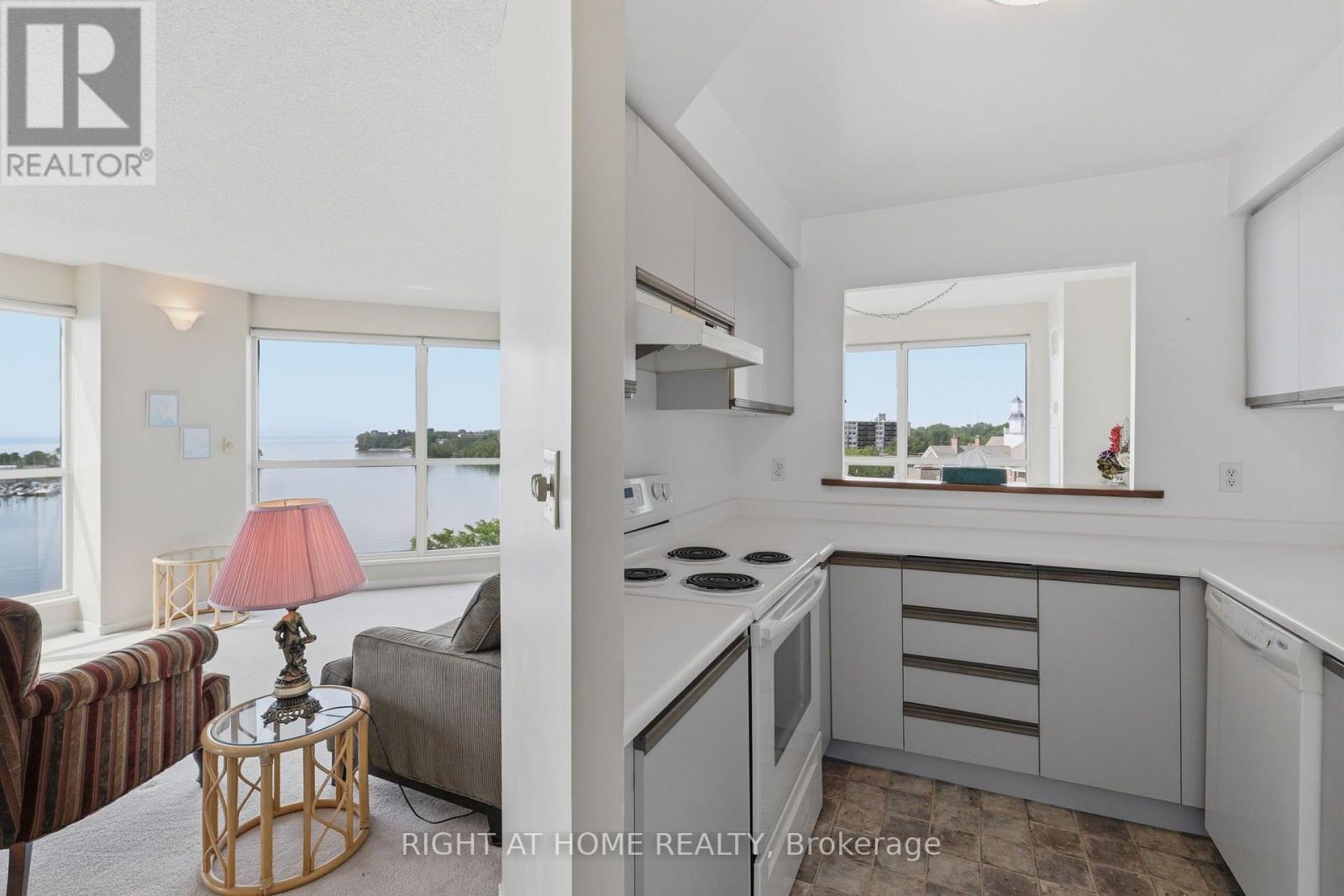 806 - 2267 Lake Shore Boulevard W, Toronto, Ontario  M8V 3X2 - Photo 11 - W13636692