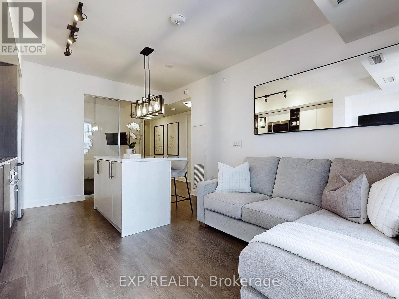 330 - 36 Zorra Street, Toronto (Islington-City Centre West), Ontario  M8Z 0G5 - Photo 5 - W13636718