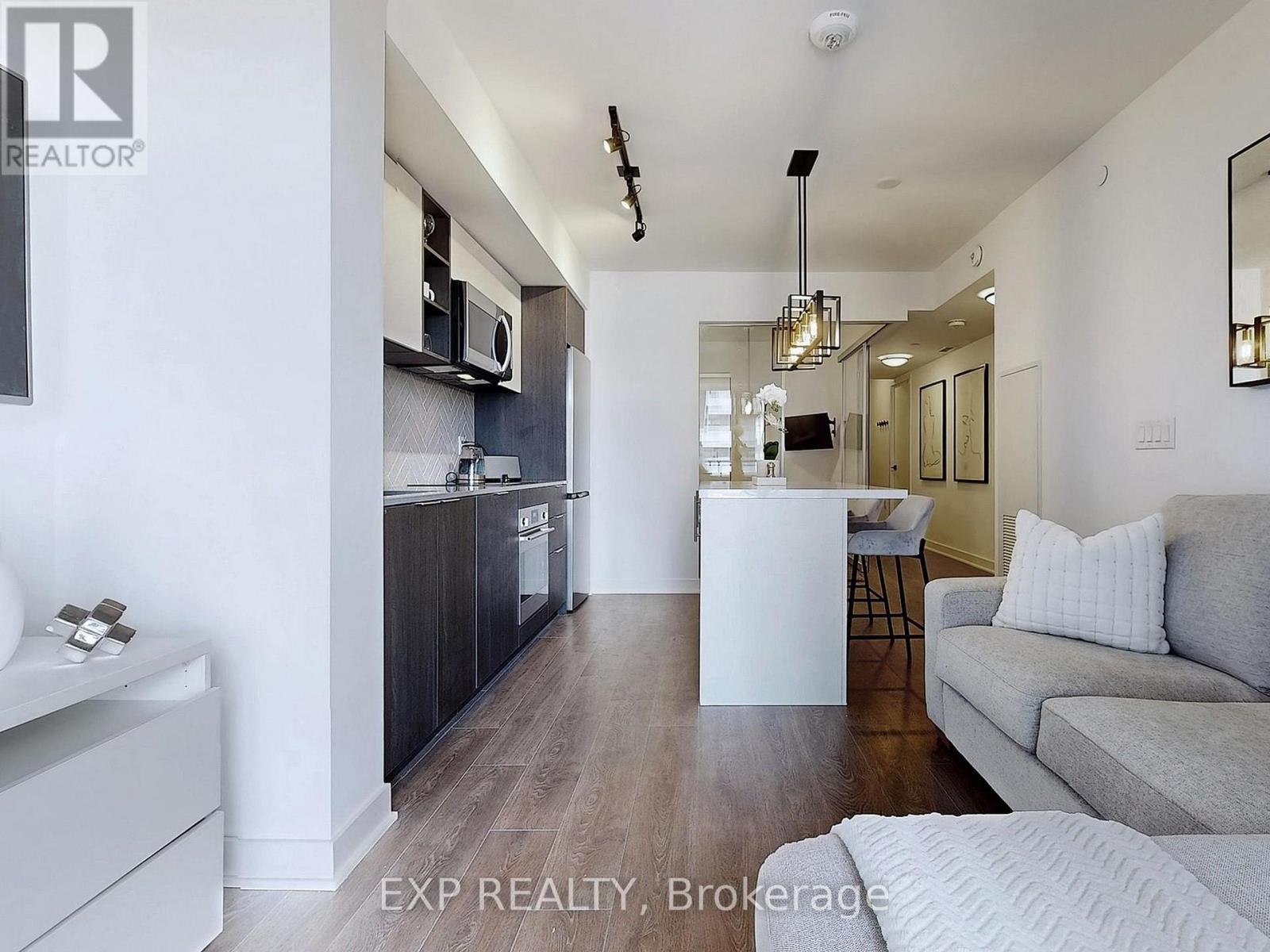330 - 36 Zorra Street, Toronto (Islington-City Centre West), Ontario  M8Z 0G5 - Photo 6 - W13636718