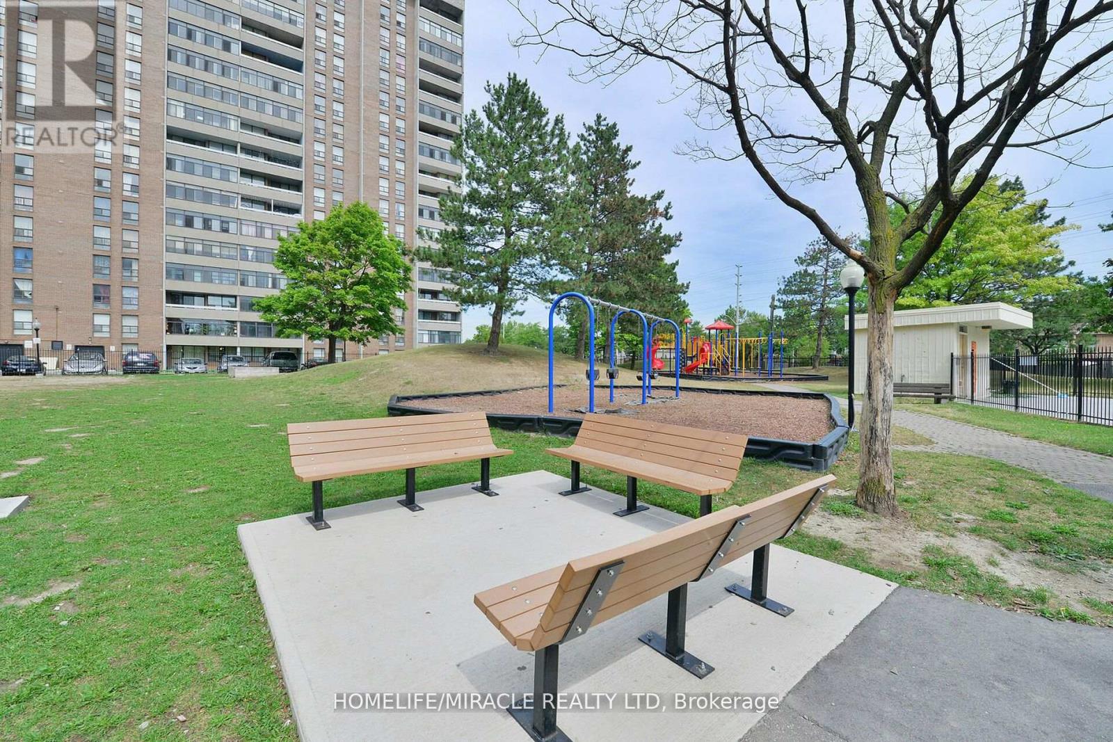 608 - 25 Kensington Road, Brampton, Ontario  L6T 3W8 - Photo 34 - W13636778