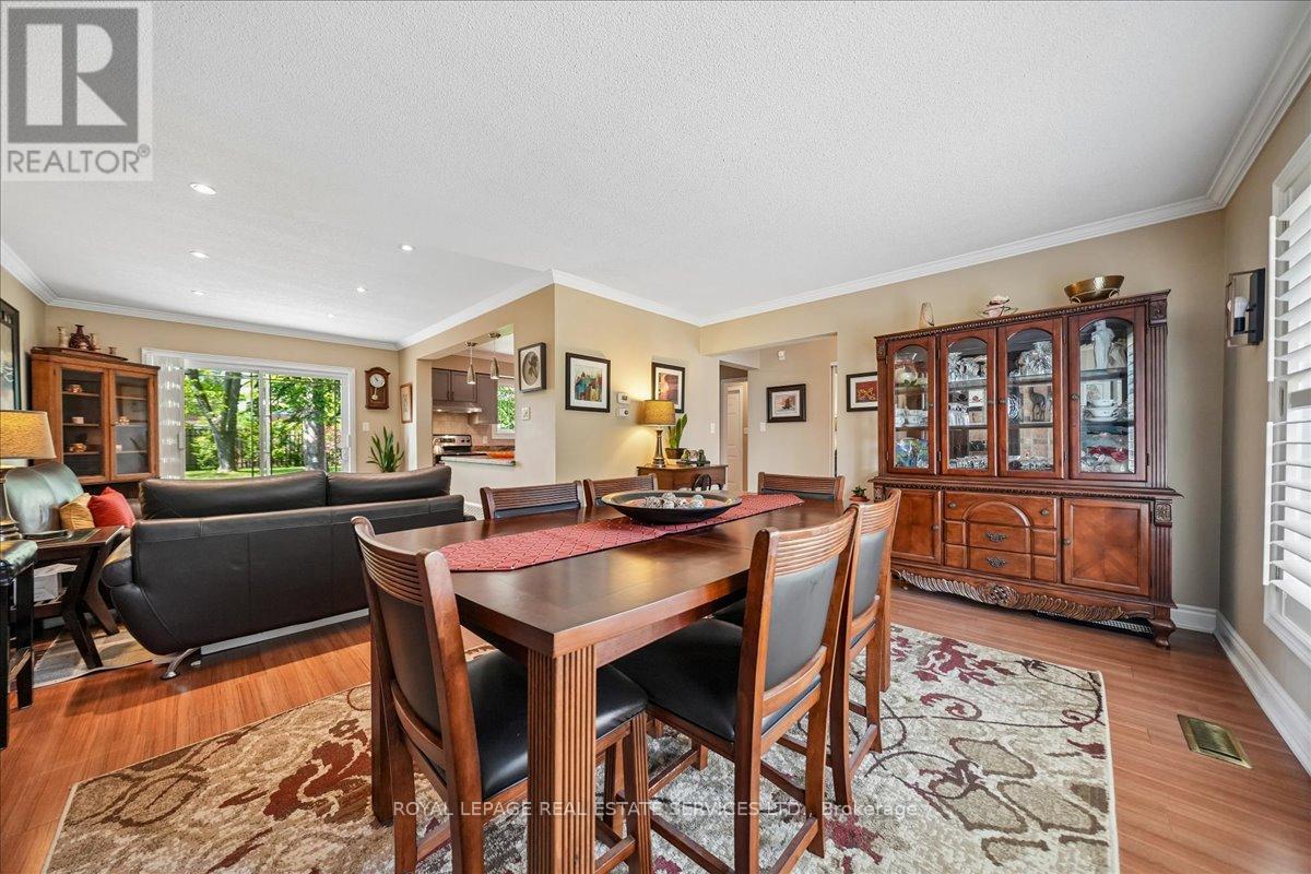 987 Sierra Boulevard, Mississauga, Ontario L4Y 2E3 - Photo 10 - W13636802