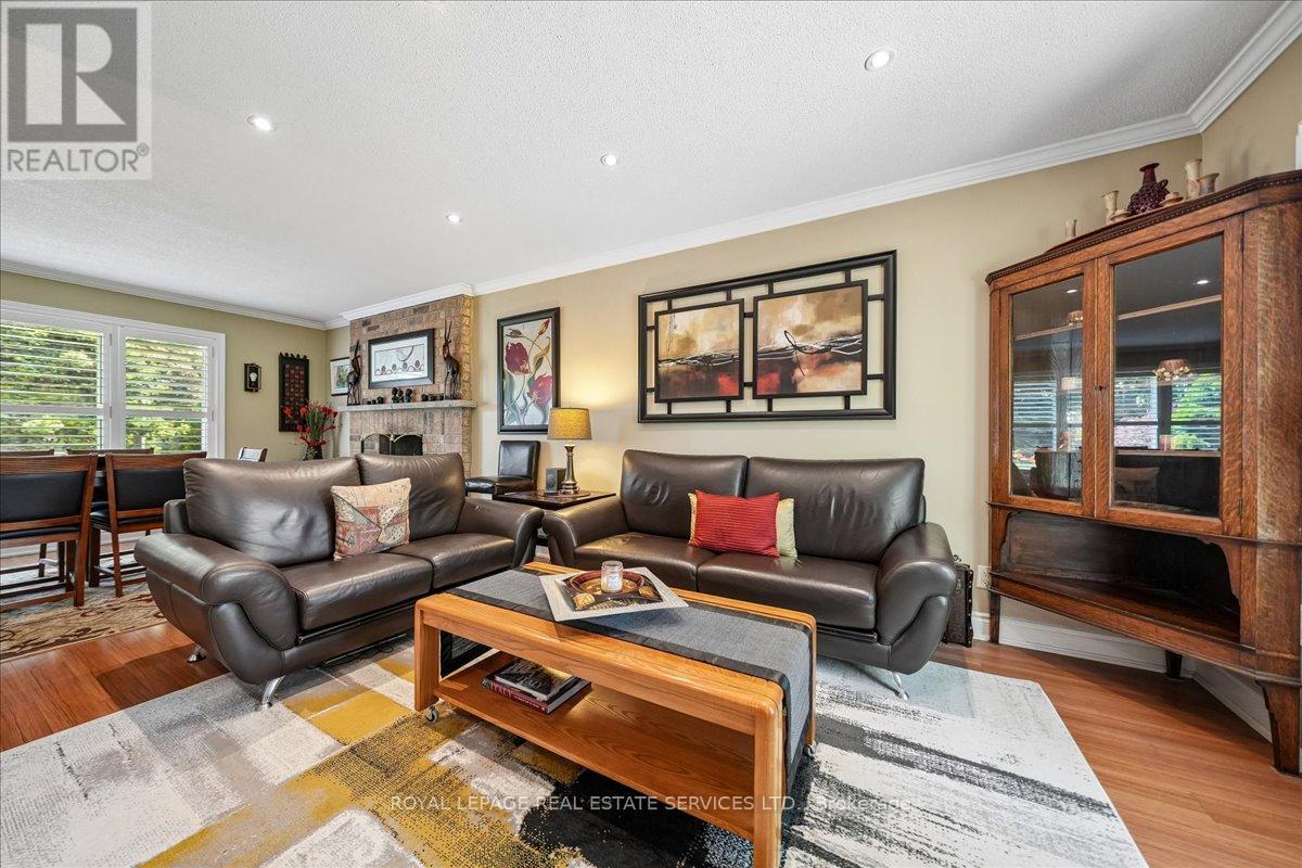 987 Sierra Boulevard, Mississauga, Ontario L4Y 2E3 - Photo 12 - W13636802