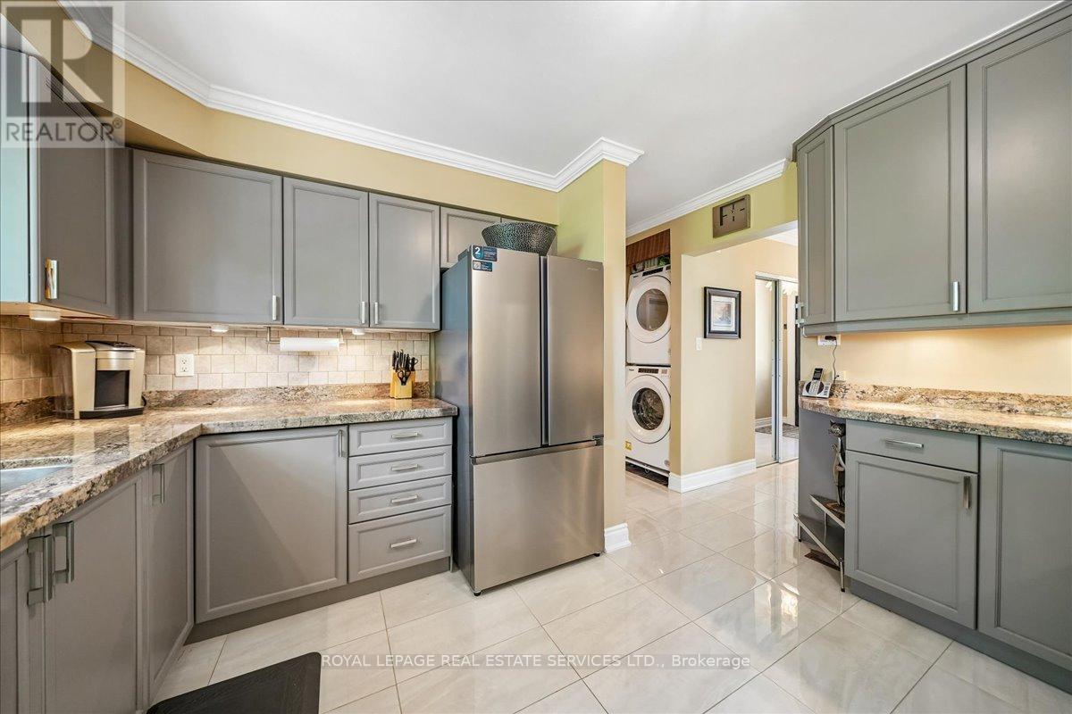 987 Sierra Boulevard, Mississauga, Ontario L4Y 2E3 - Photo 18 - W13636802
