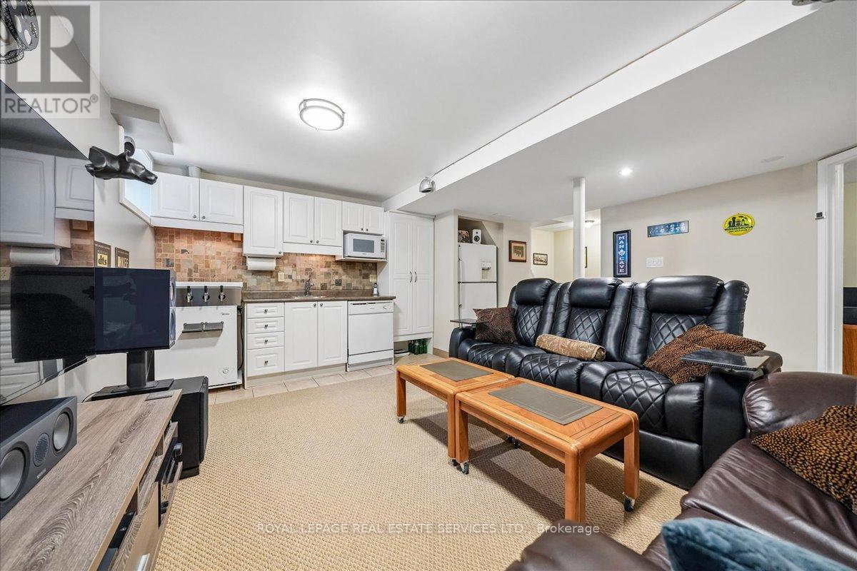 987 Sierra Boulevard, Mississauga, Ontario L4Y 2E3 - Photo 37 - W13636802