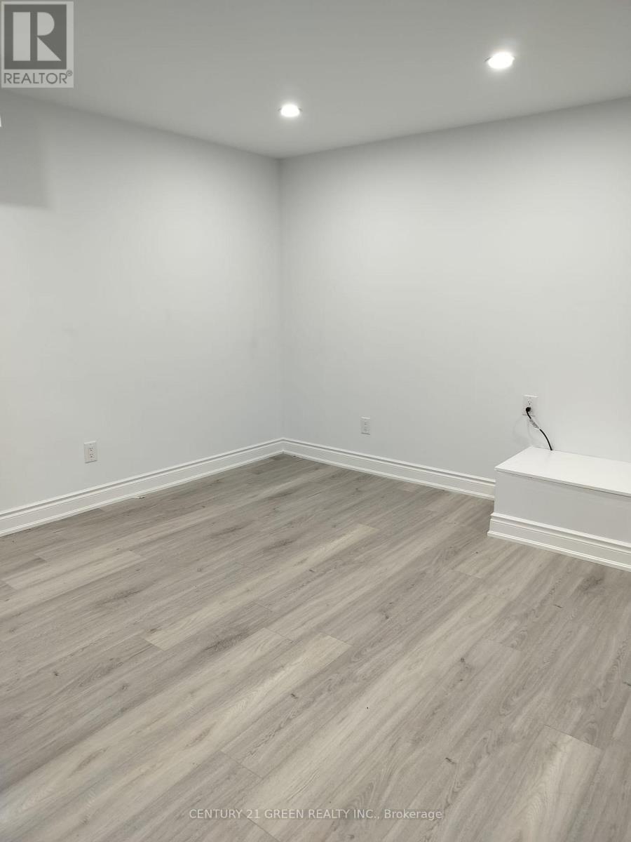 Lower - 852 Mcnair Circle, Milton, Ontario L9T 6Y6 - Photo 10 - W13636816