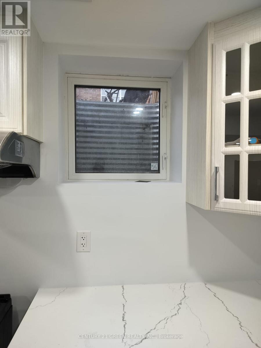 Lower - 852 Mcnair Circle, Milton, Ontario L9T 6Y6 - Photo 8 - W13636816