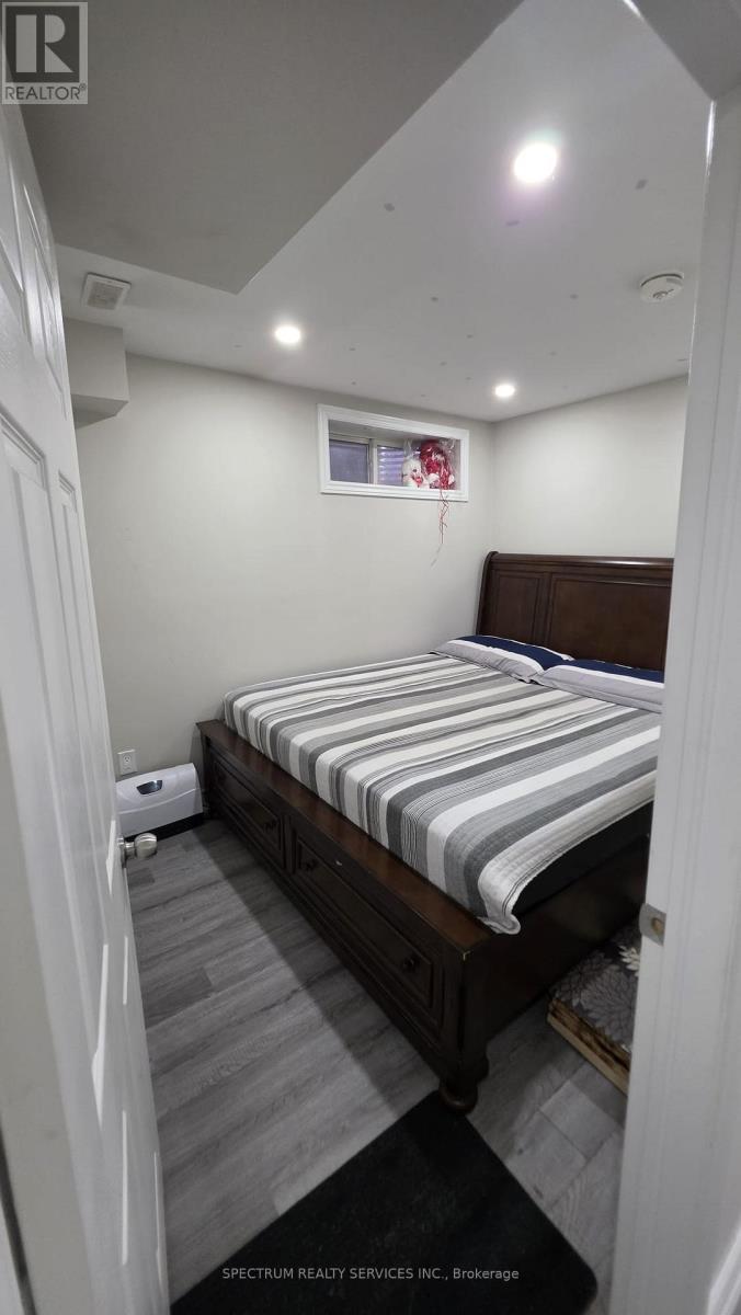 Lower - 1108 Savoline Boulevard, Milton, Ontario  L9T 8P5 - Photo 8 - W13636846