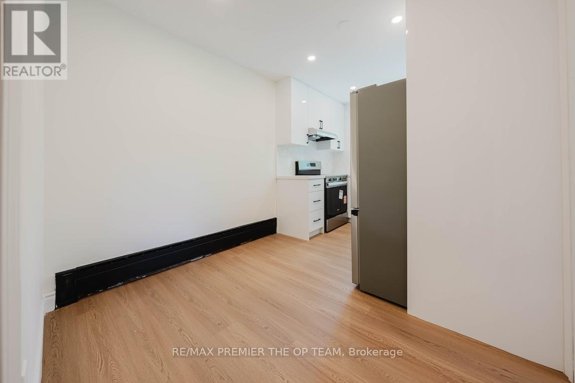 299 Quebec Avenue, Toronto, Ontario  M6P 2V2 - Photo 10 - W13636858