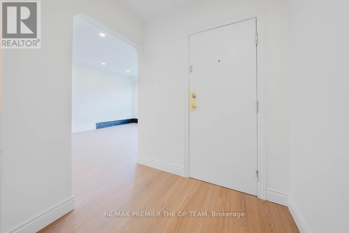 299 Quebec Avenue, Toronto, Ontario  M6P 2V2 - Photo 13 - W13636858