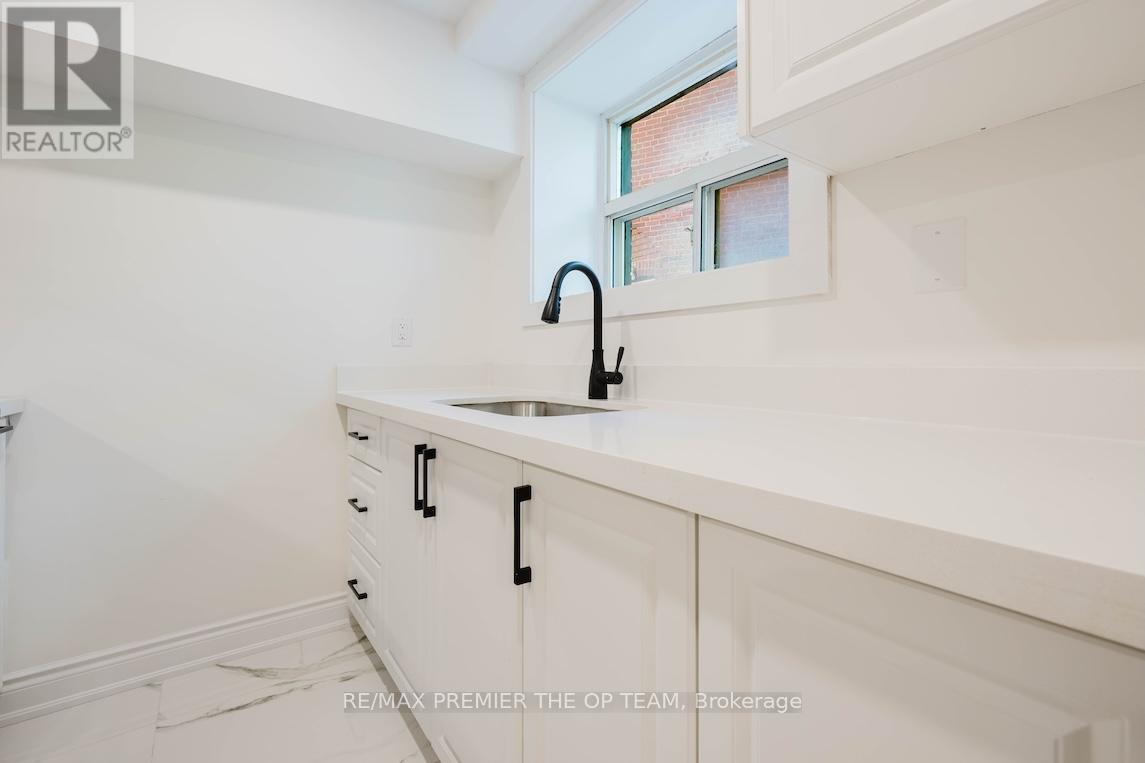 299 Quebec Avenue, Toronto, Ontario  M6P 2V2 - Photo 23 - W13636858