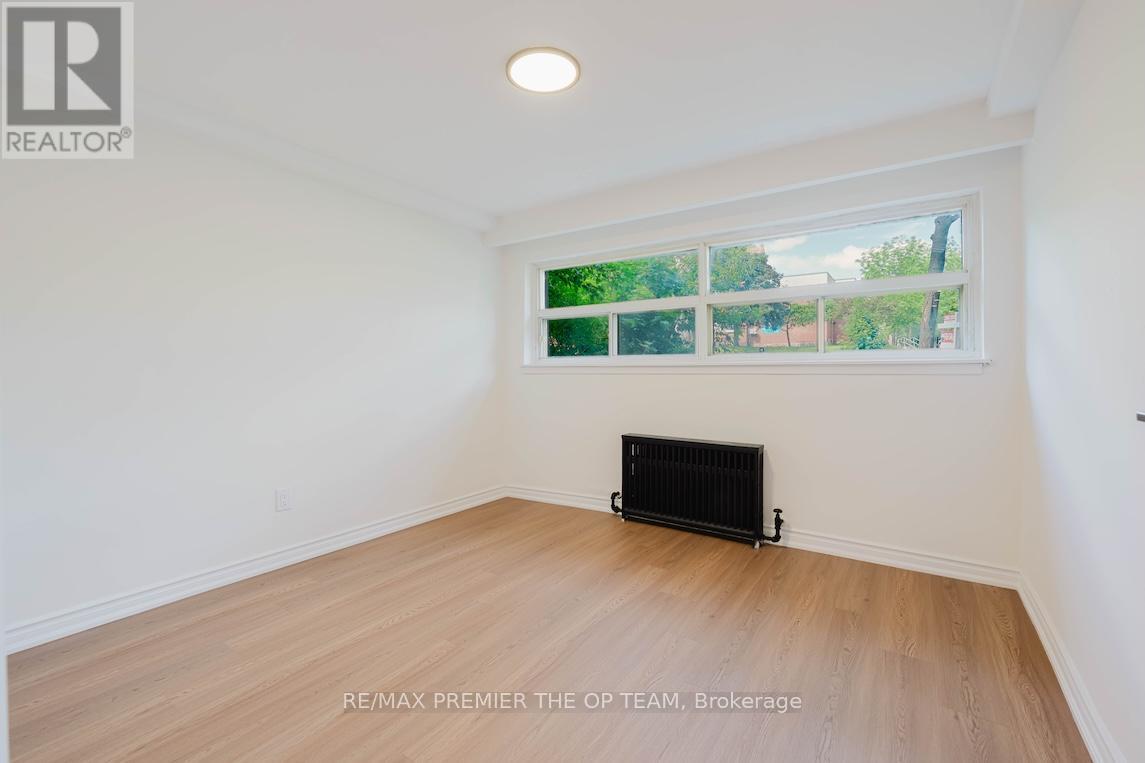 299 Quebec Avenue, Toronto, Ontario  M6P 2V2 - Photo 27 - W13636858