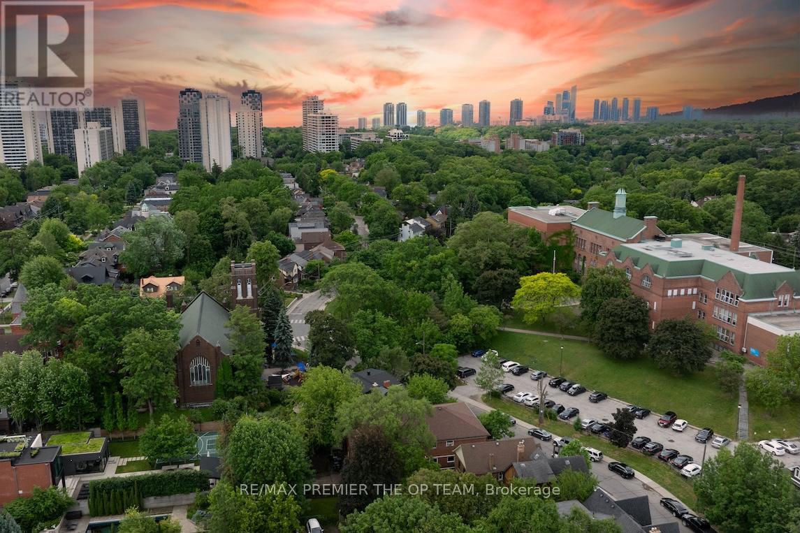 299 Quebec Avenue, Toronto, Ontario  M6P 2V2 - Photo 33 - W13636858