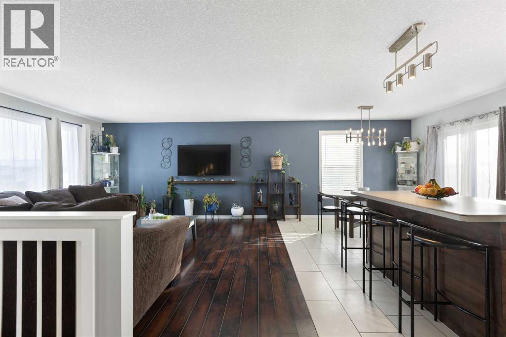 172 Rundlefield Crescent NE, Calgary, Alberta  T1Y 2V5 - Photo 4 - A2334659