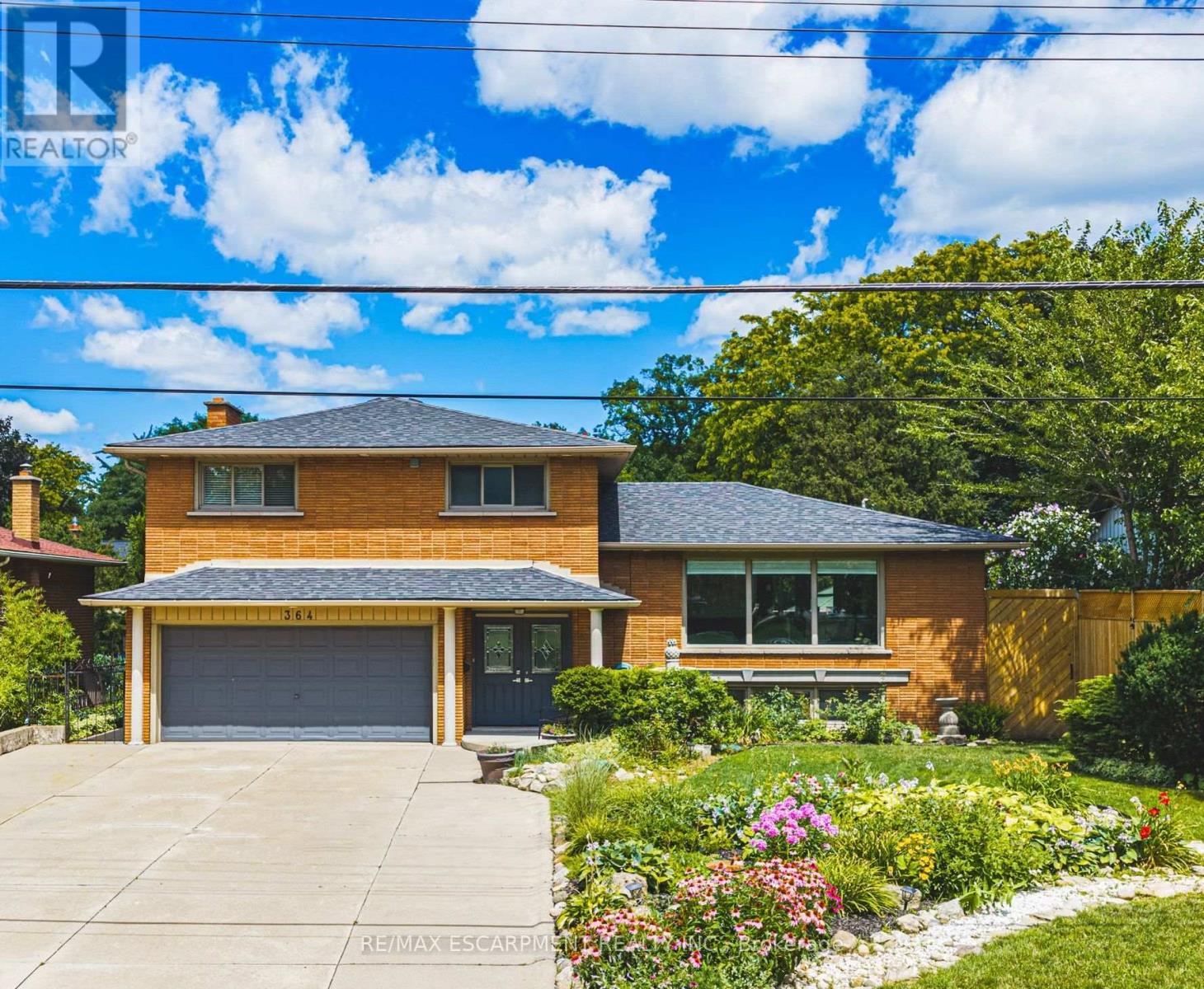 364 FENNELL AVENUE W, Hamilton, Ontario