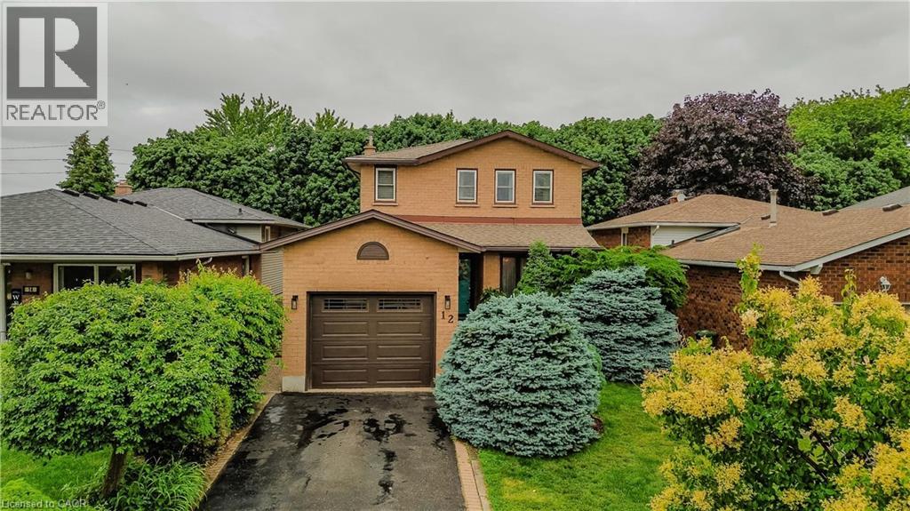 12 BRANTHAVEN Drive, Stoney Creek, Ontario