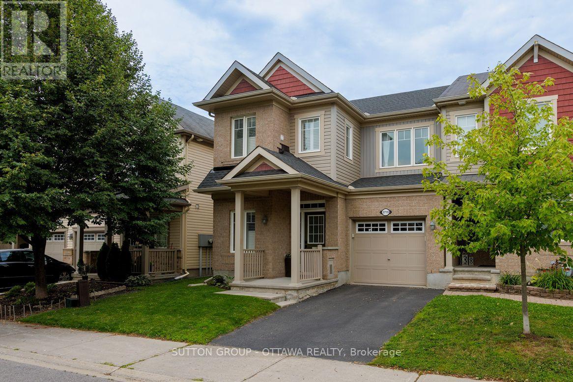 2719 Grand Canal Street, Ottawa, Ontario  K2J 0R9 - Photo 2 - X13622242