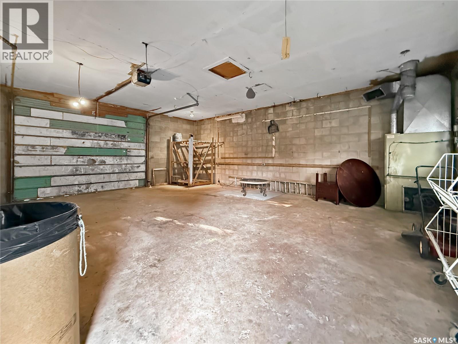 359 6th Avenue Se, Swift Current, Saskatchewan  S9H 3P2 - Photo 18 - SK044256