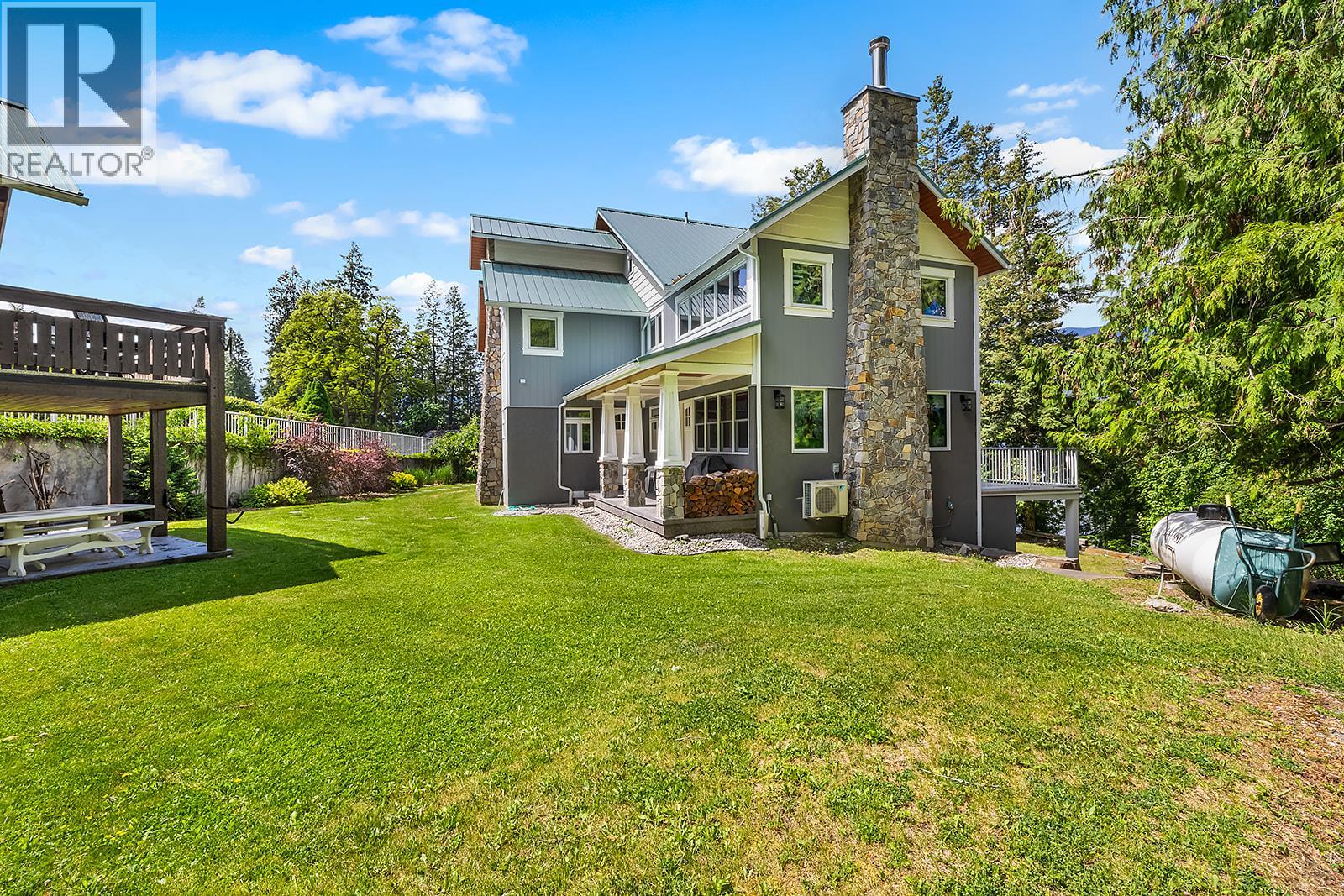 12035 3a Highway, Boswell, British Columbia  V0B 1A3 - Photo 15 - 10385987