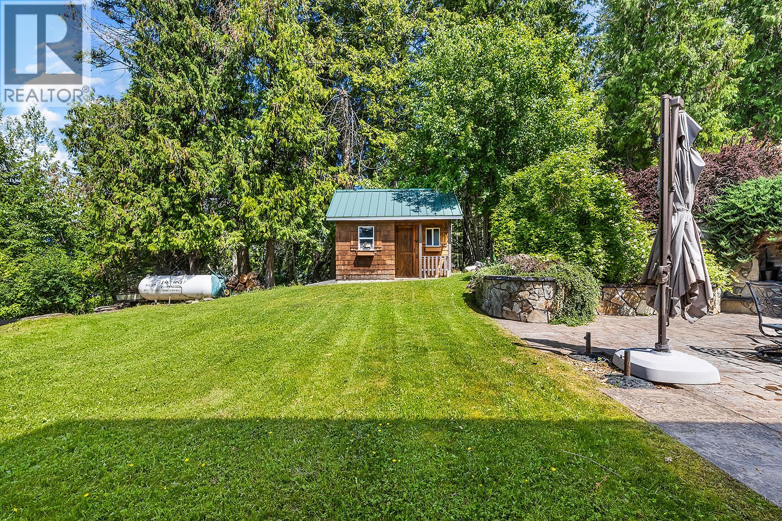 12035 3a Highway, Boswell, British Columbia  V0B 1A3 - Photo 14 - 10385987