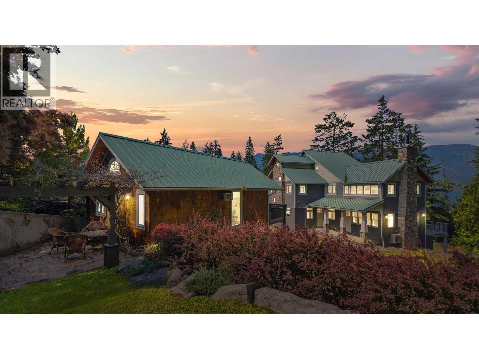 12035 3a Highway, Boswell, British Columbia  V0B 1A3 - Photo 3 - 10385987