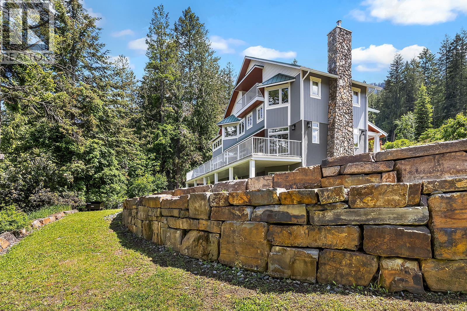 12035 3a Highway, Boswell, British Columbia  V0B 1A3 - Photo 18 - 10385987