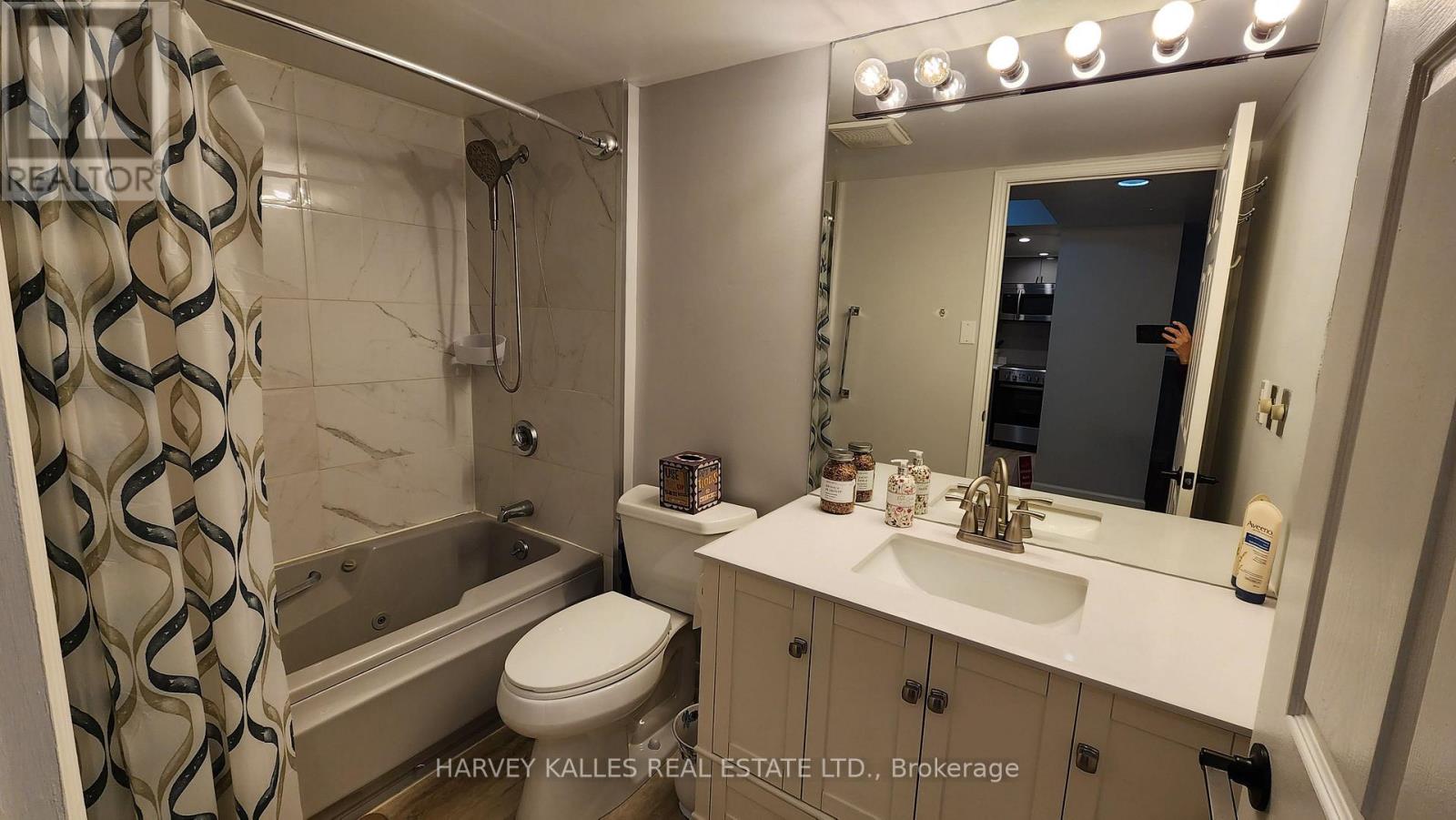 211 - 7 Broadway Avenue, Toronto, Ontario  M4P 3C5 - Photo 17 - C13636892