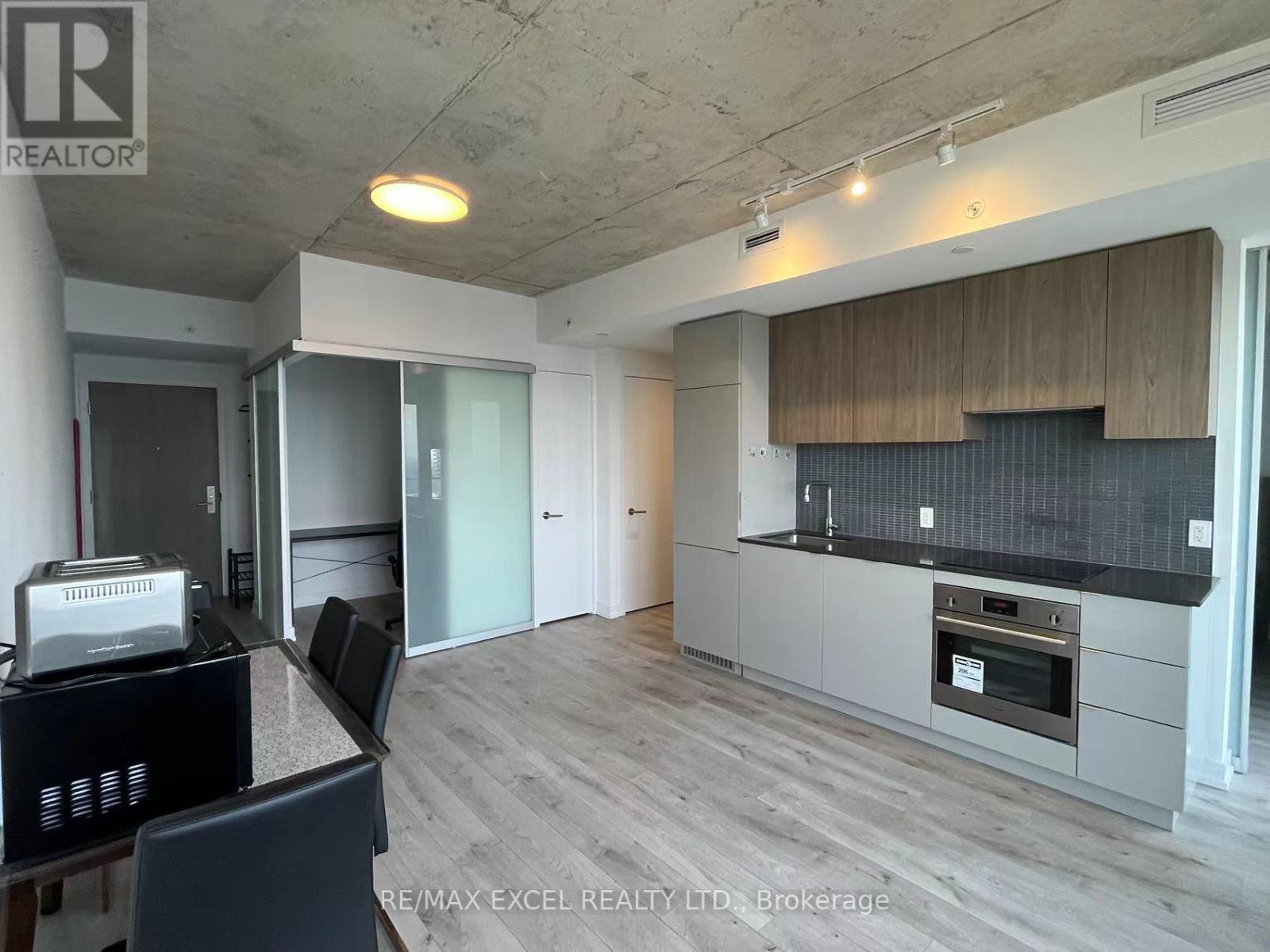 3702 - 161 Roehampton Avenue, Toronto, Ontario  M4P 0C8 - Photo 10 - C13636916