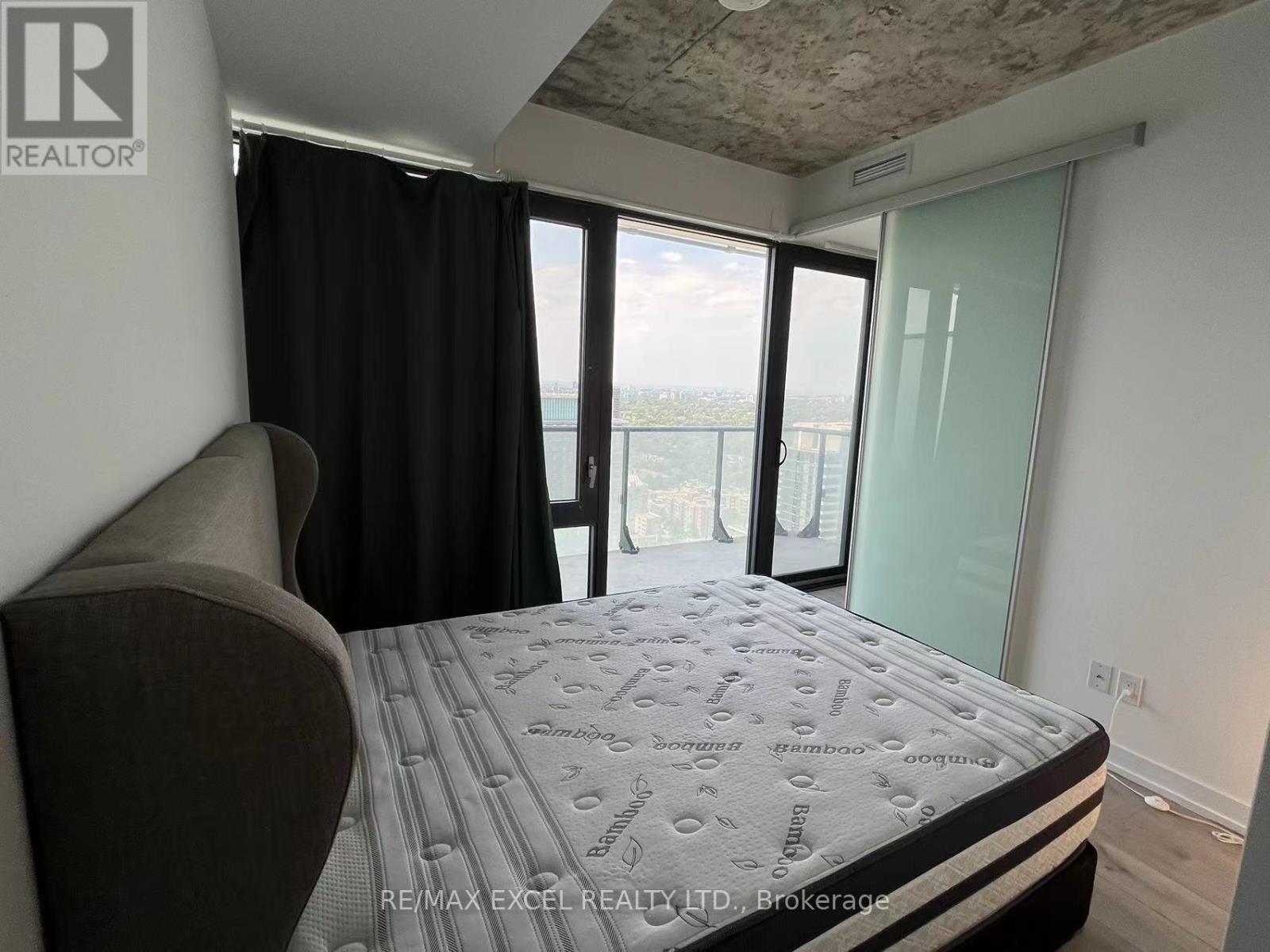 3702 - 161 Roehampton Avenue, Toronto, Ontario  M4P 0C8 - Photo 17 - C13636916
